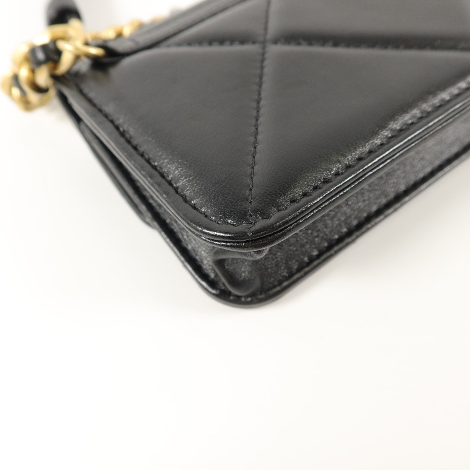 CHANEL 羊皮皮革C19 Belt Bag腰包