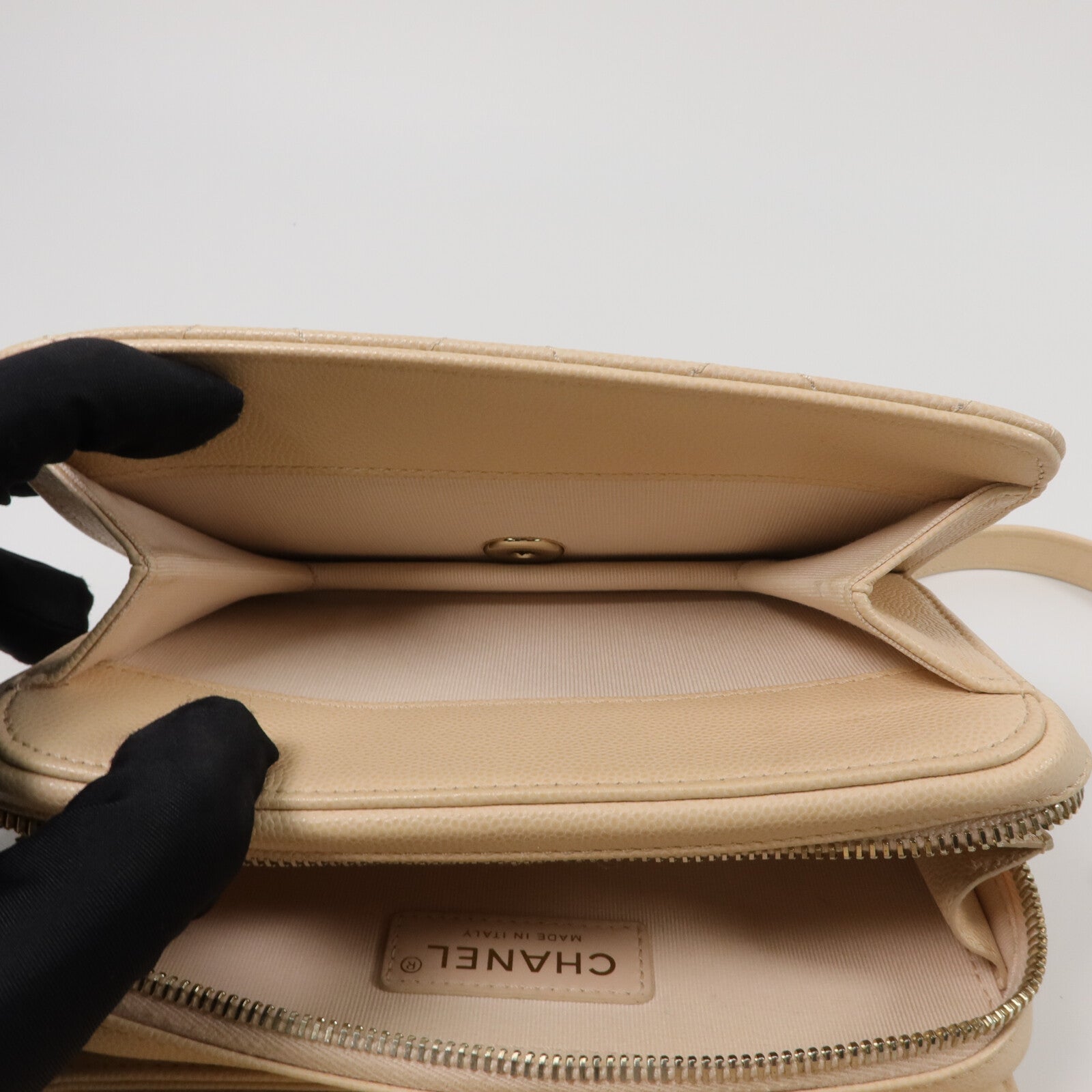 CHANEL 牛皮皮革Mini Flap Bag鏈帶肩背袋