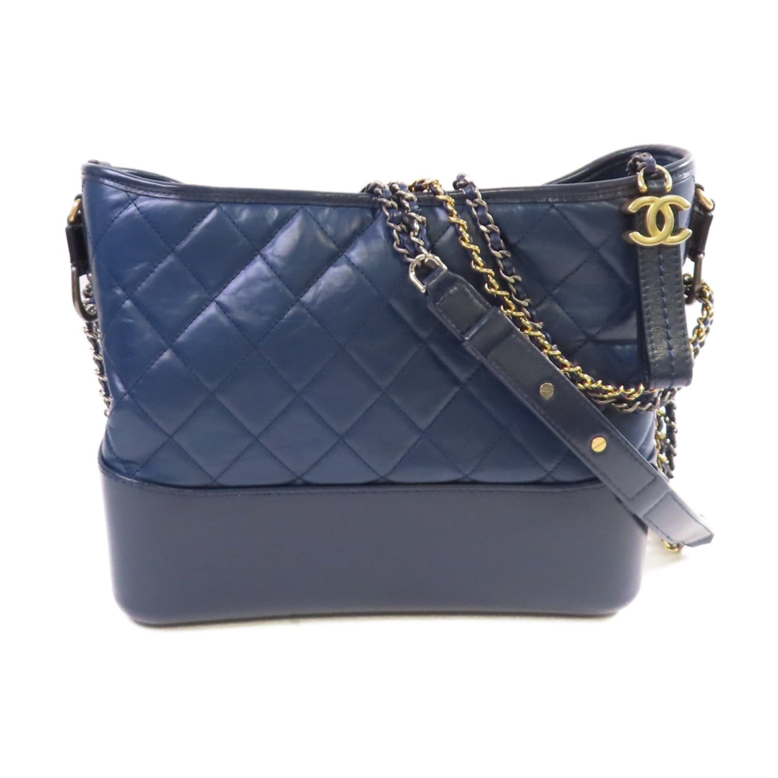 CHANEL 菱格牛皮皮革Gabrielle Medium Chain Shoulder Bag鏈帶肩背袋藍色/黑色