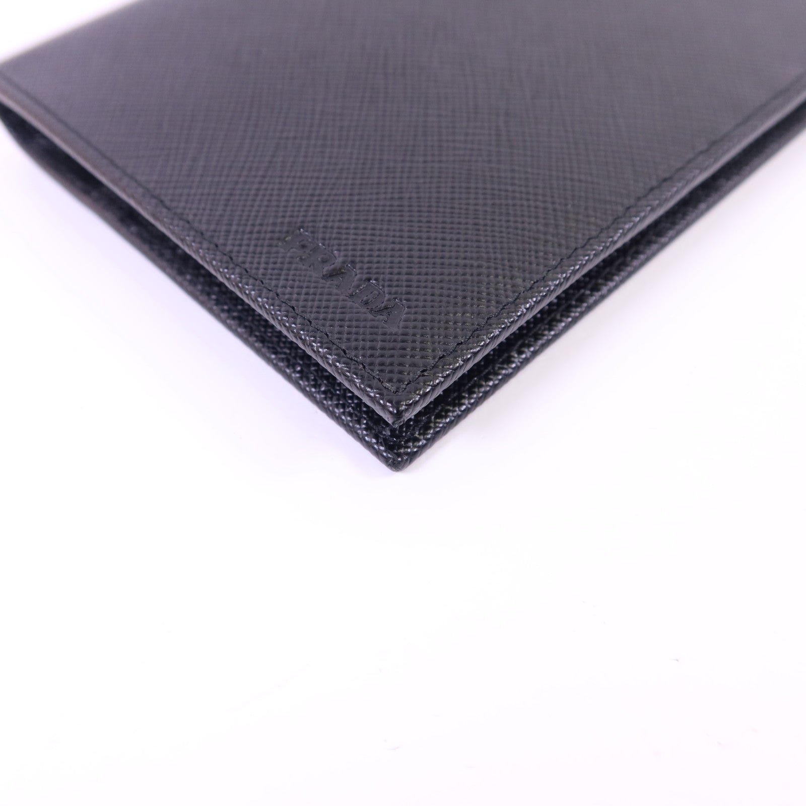PRADA Saffiano皮革Passport Holder護照套
