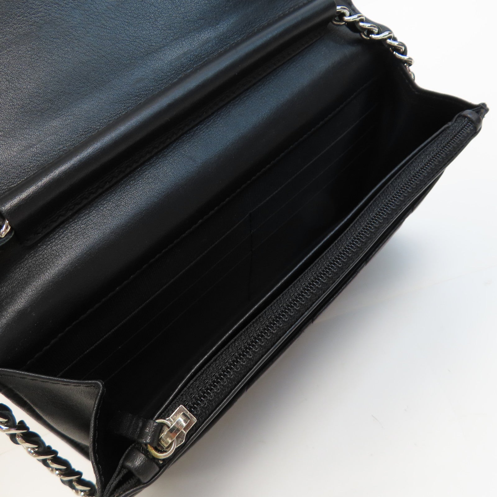 CHANEL 菱格羊皮皮革Wallet On Chain銀扣鏈帶肩背袋黑色