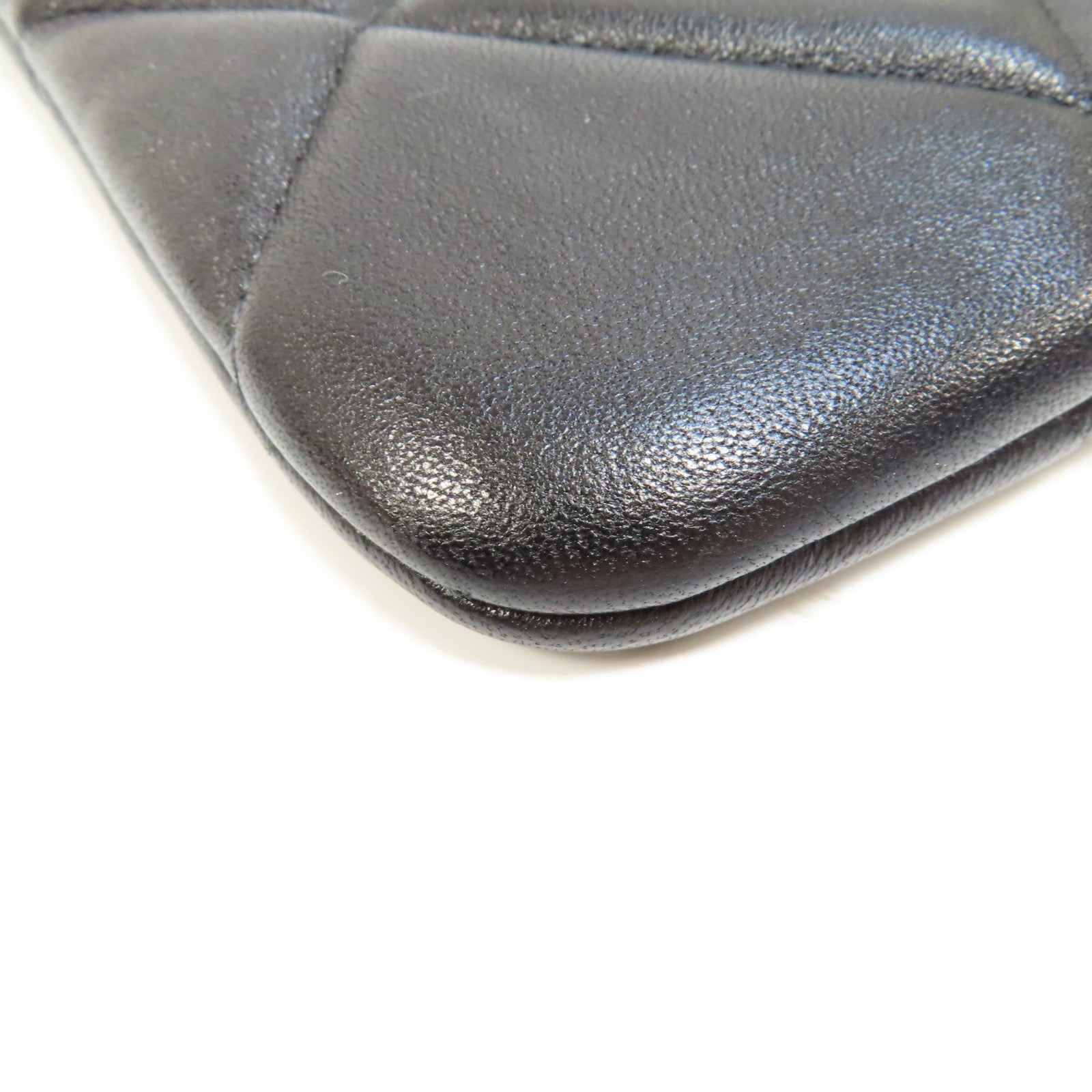 CHANEL 菱格羊皮皮革19 Clutch Bag金扣手拿包黑色