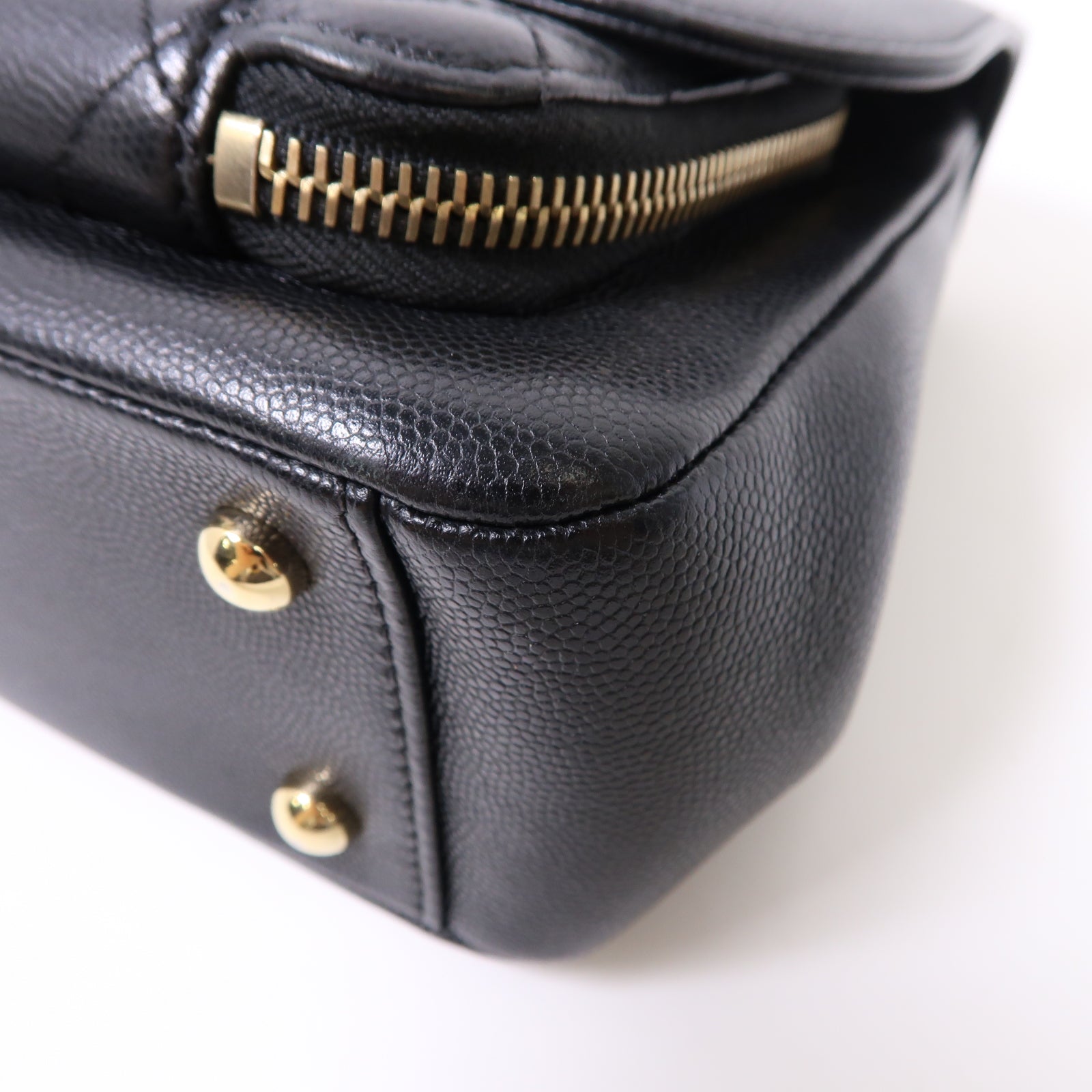 CHANEL Caviar皮革Business Affinity金扣手挽肩背兩用袋黑色