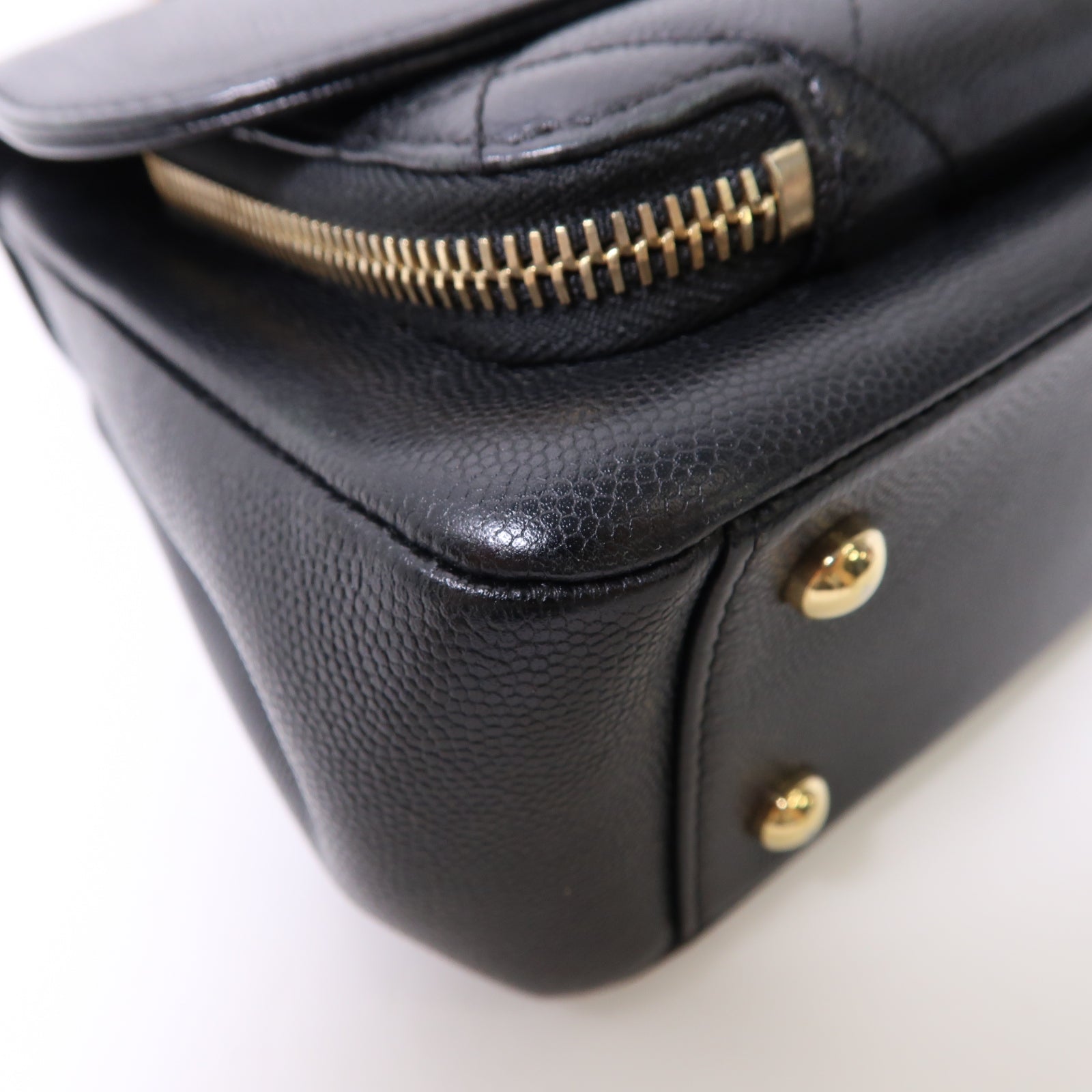 CHANEL Caviar皮革Business Affinity金扣手挽肩背兩用袋黑色