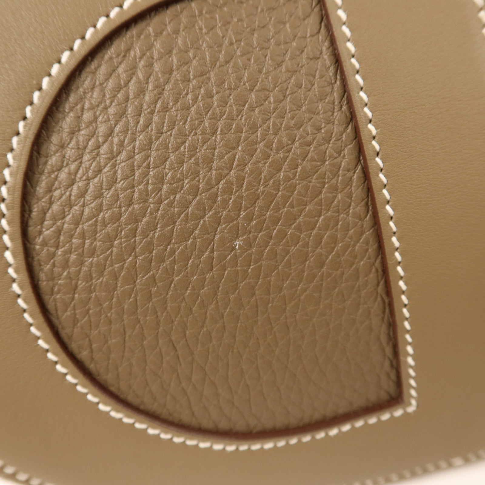 HERMES Clemence皮革In The Loop 23銀扣手挽袋Etoupe