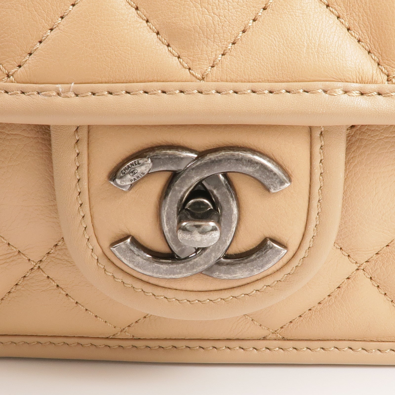 CHANEL 牛皮皮革Chain Shoulder銀扣鏈帶肩背袋