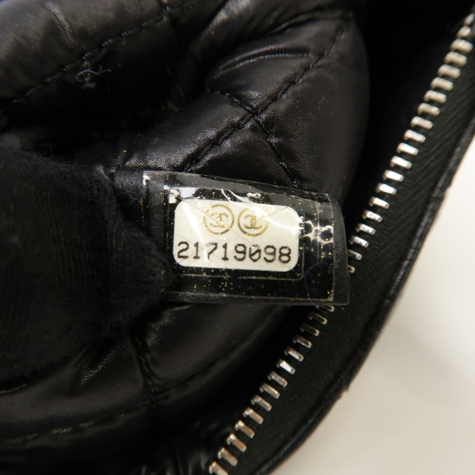 CHANEL 菱格牛皮皮革Clutch Bag銀扣手拿包黒色