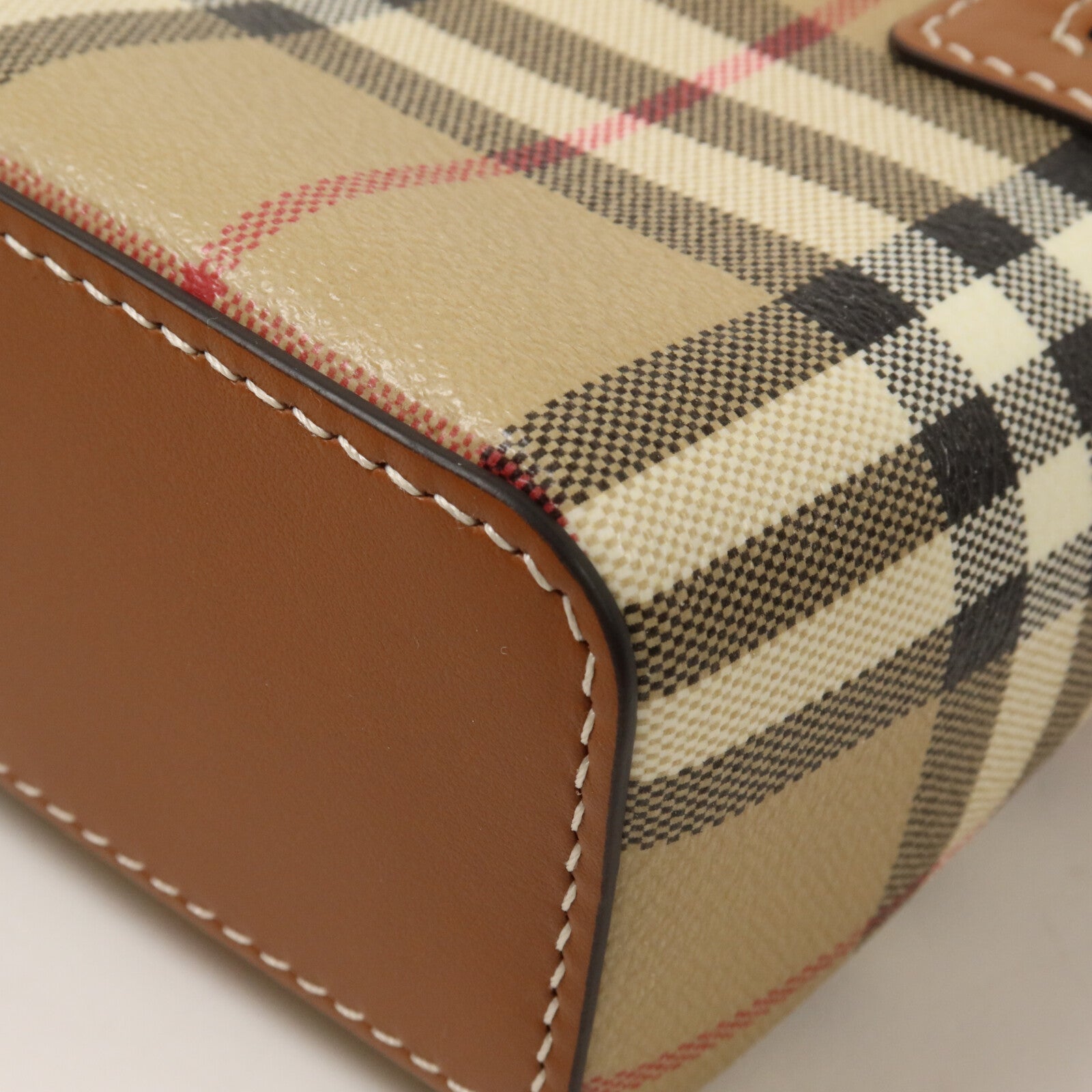 BURBERRY 塗層帆布Mini Check Vanity Bag鏈帶手挽肩背兩用袋