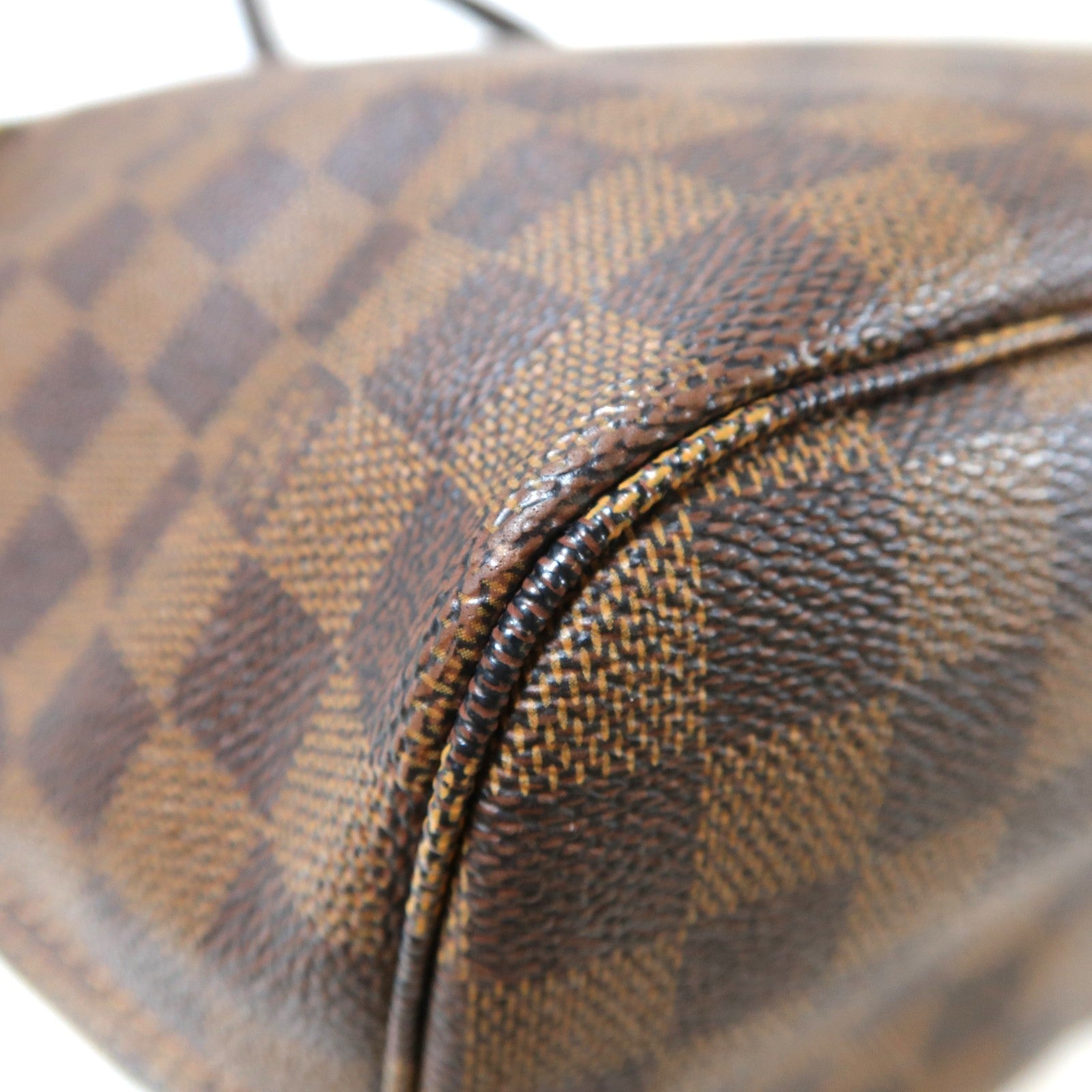 LOUIS VUITTON Damier Neverfull MM金扣手挽袋棕色