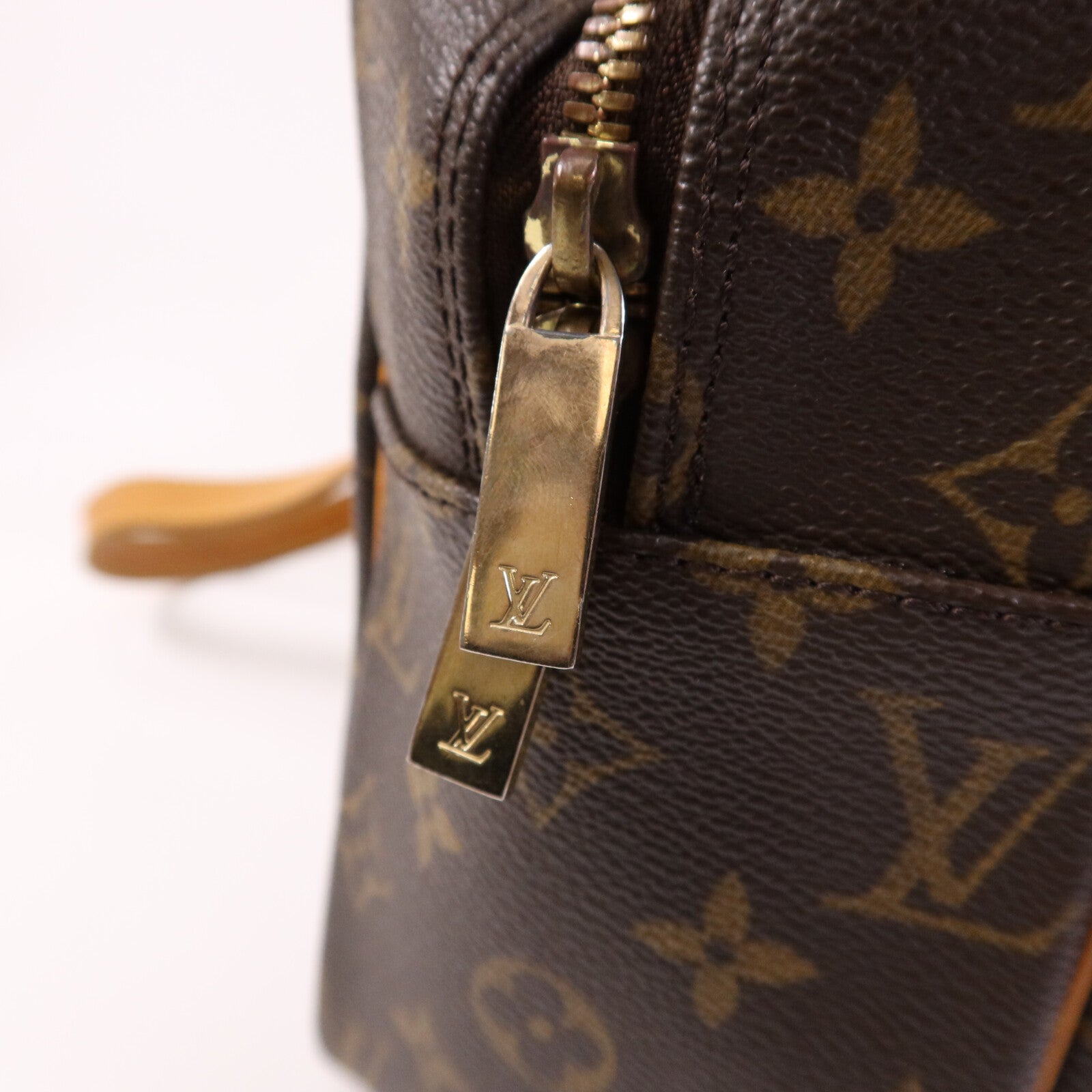 LOUIS VUITTON Monogram Cite GM金扣肩背袋棕色