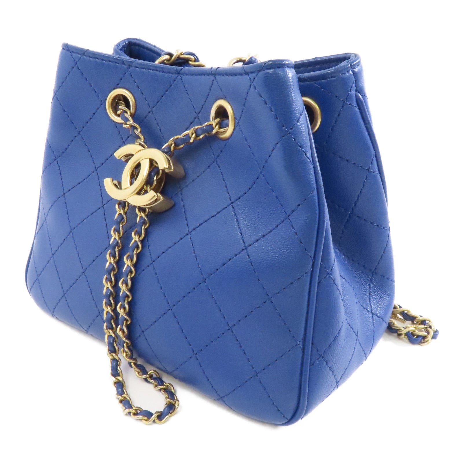 CHANEL 菱格牛皮皮革Egyptian Amulet金扣鏈帶肩背袋藍色