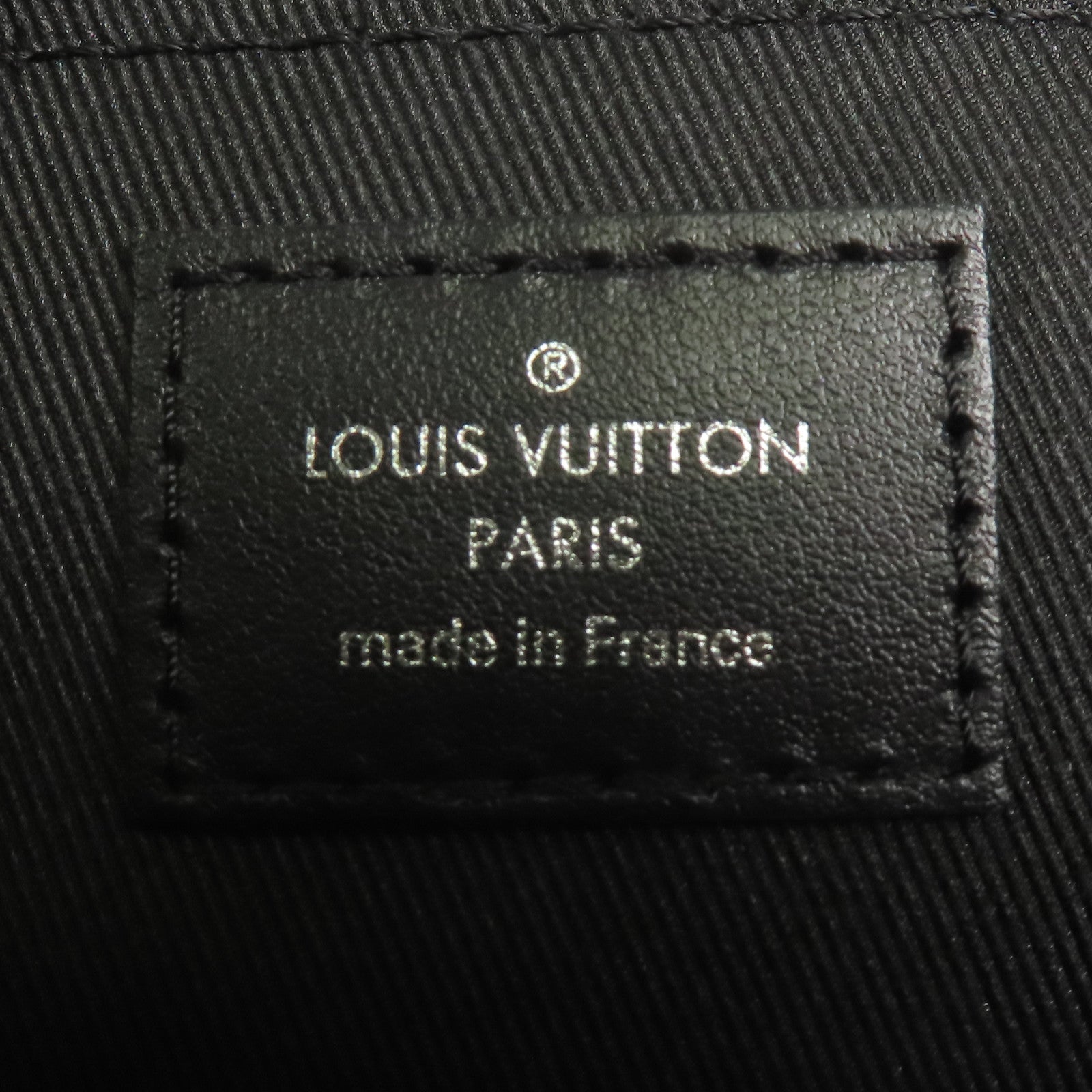 LOUIS VUITTON Monogram Eclipse City Keepall銀扣手挽肩背兩用袋
