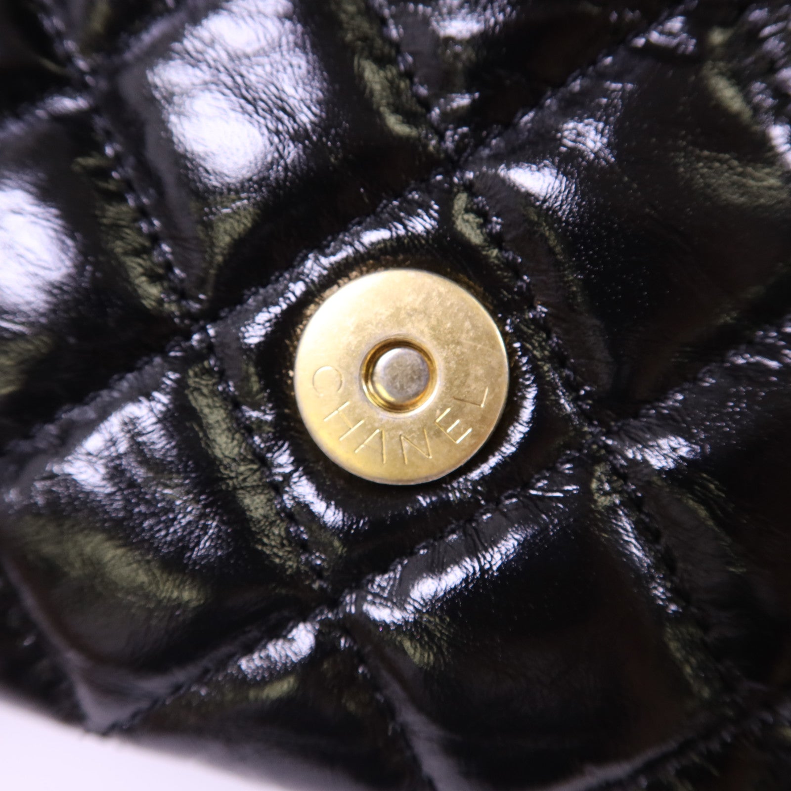CHANEL 牛皮皮革23B Hobo Bag金扣鏈帶肩背袋