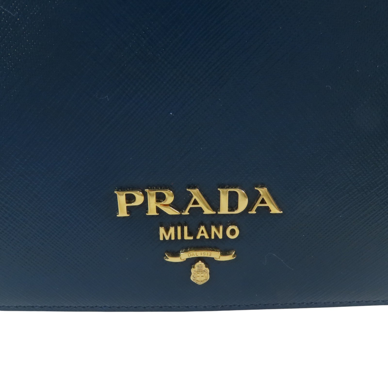PRADA 漆皮皮革Chain Shoulder Bag金扣鏈帶肩背袋