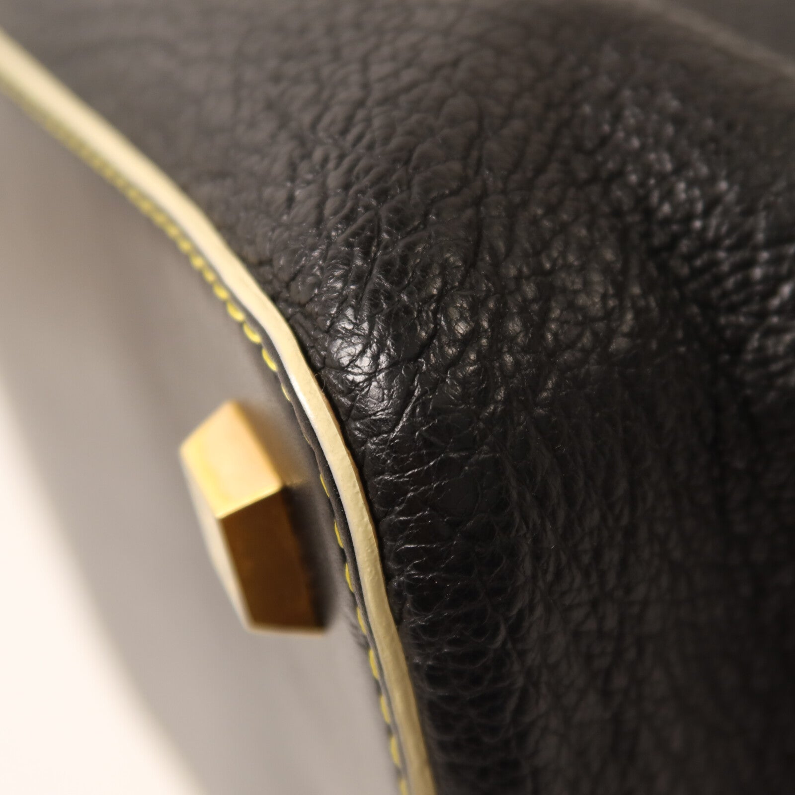 LOUIS VUITTON Suhali Lingenieux PM手挽袋