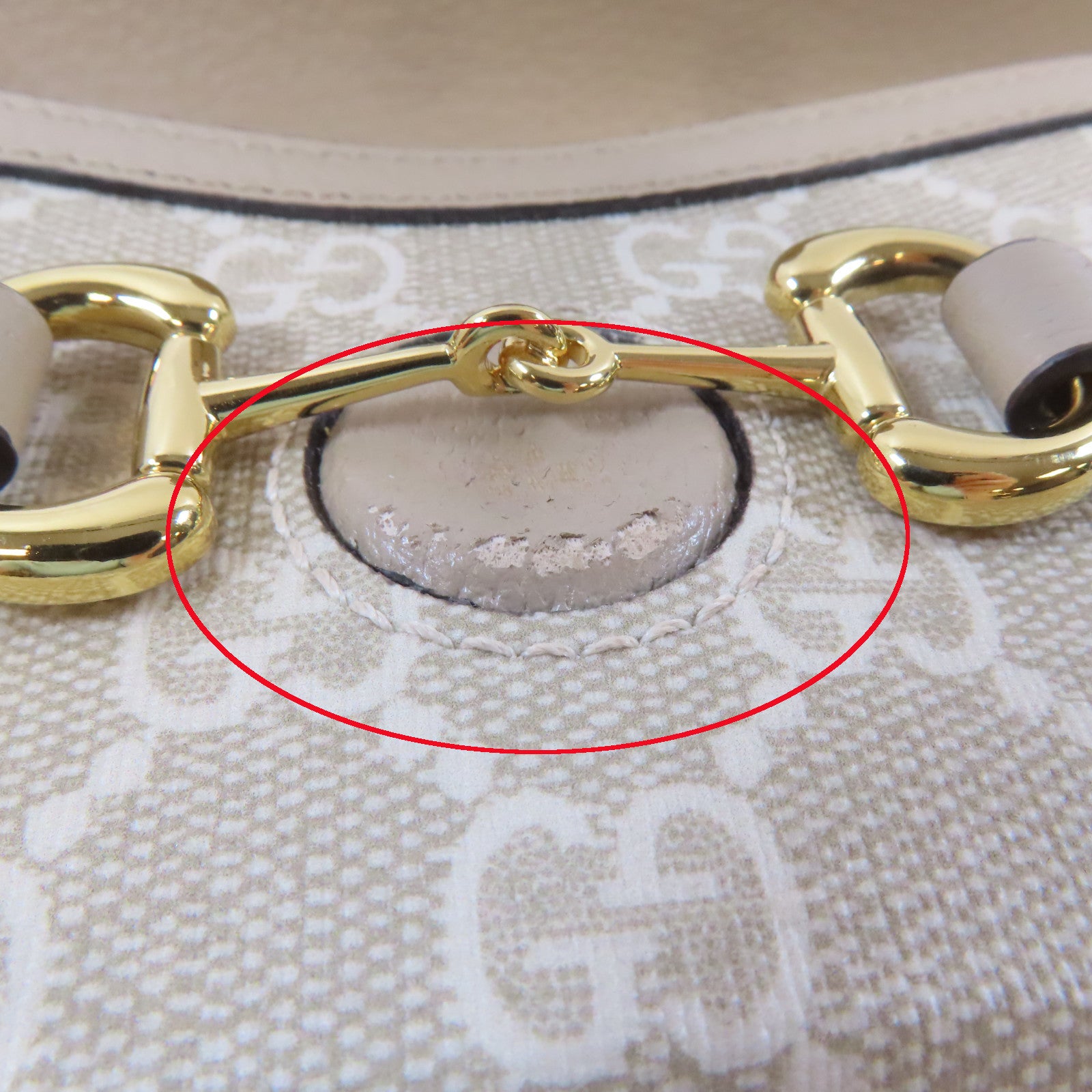 GUCCI 塗層帆布Horsebit 1955 Mini金扣肩背袋米色