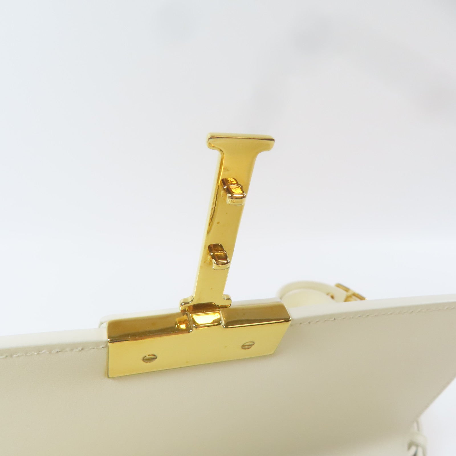 Dior 牛皮皮革30 Montaigne金扣肩背袋白色