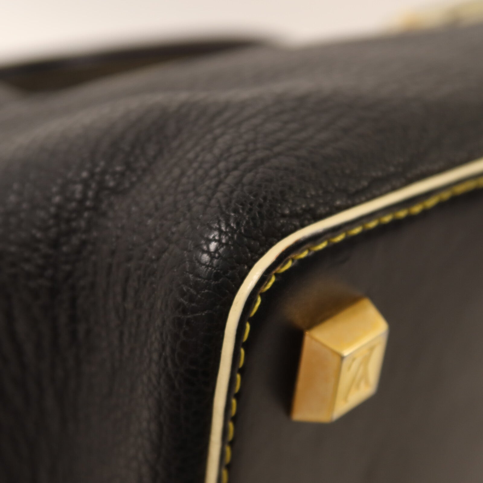 LOUIS VUITTON Suhali Lingenieux PM手挽袋