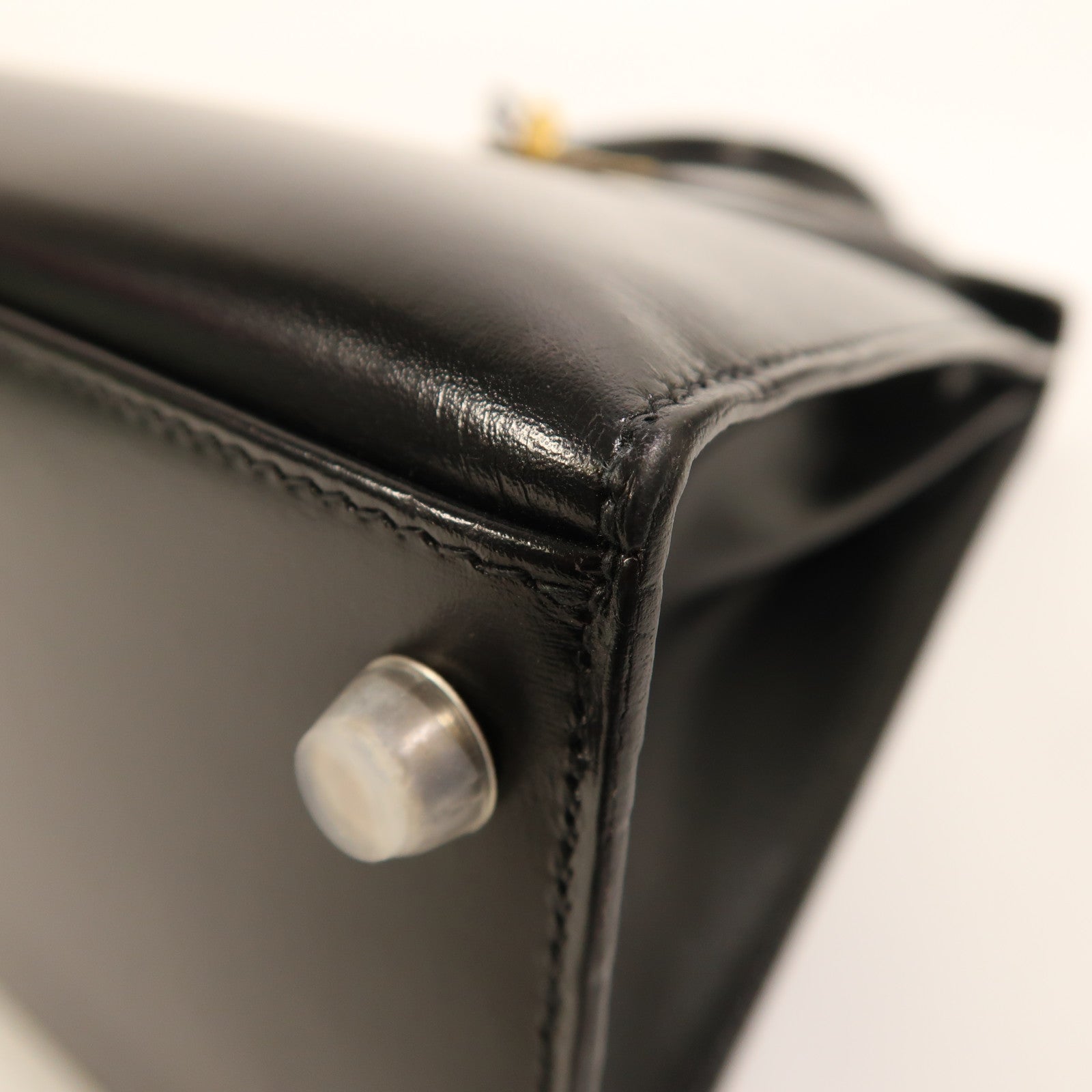 HERMES Box Calf皮革Kelly 28金扣手挽肩背兩用袋