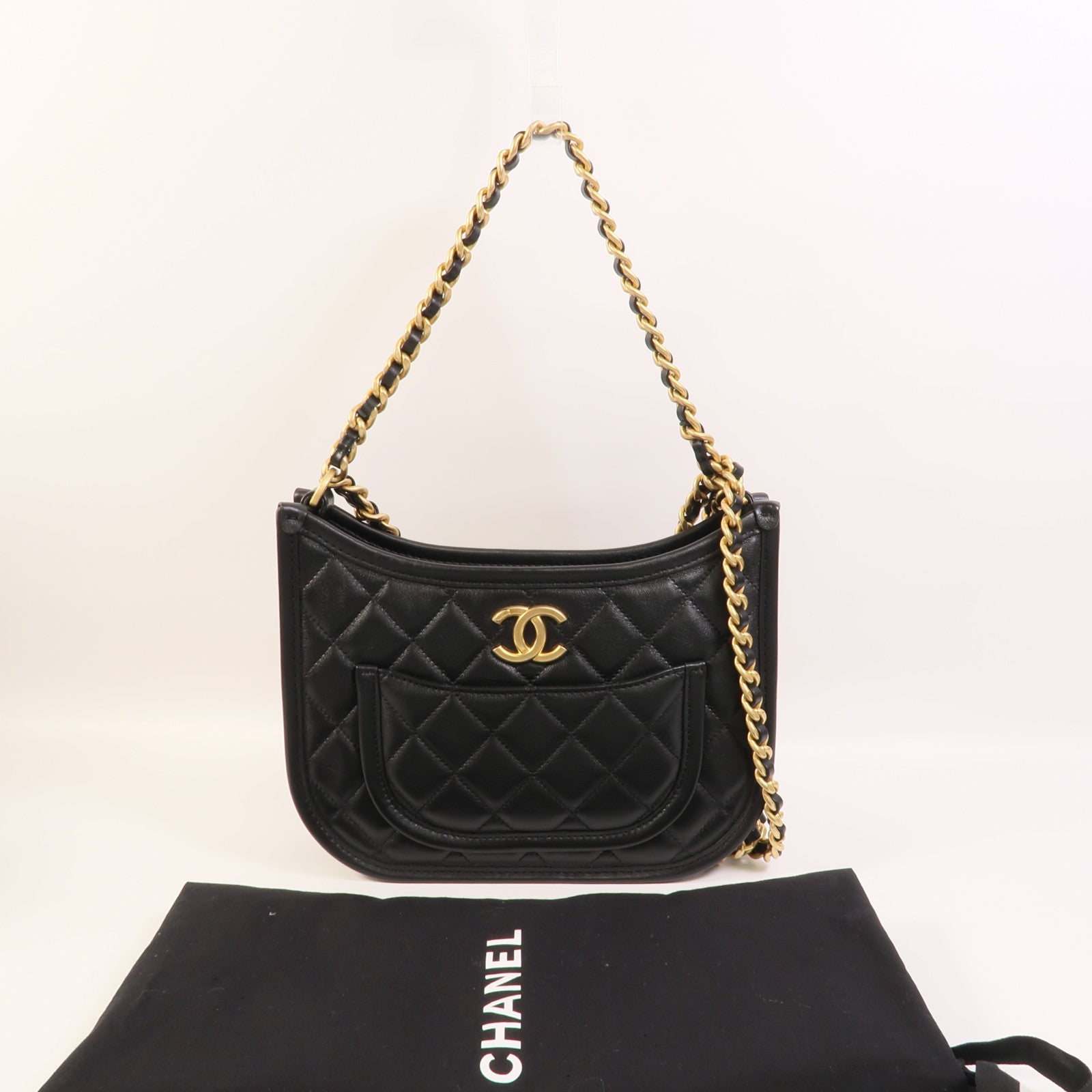 CHANEL 牛皮皮革Hobo鏈帶肩背袋
