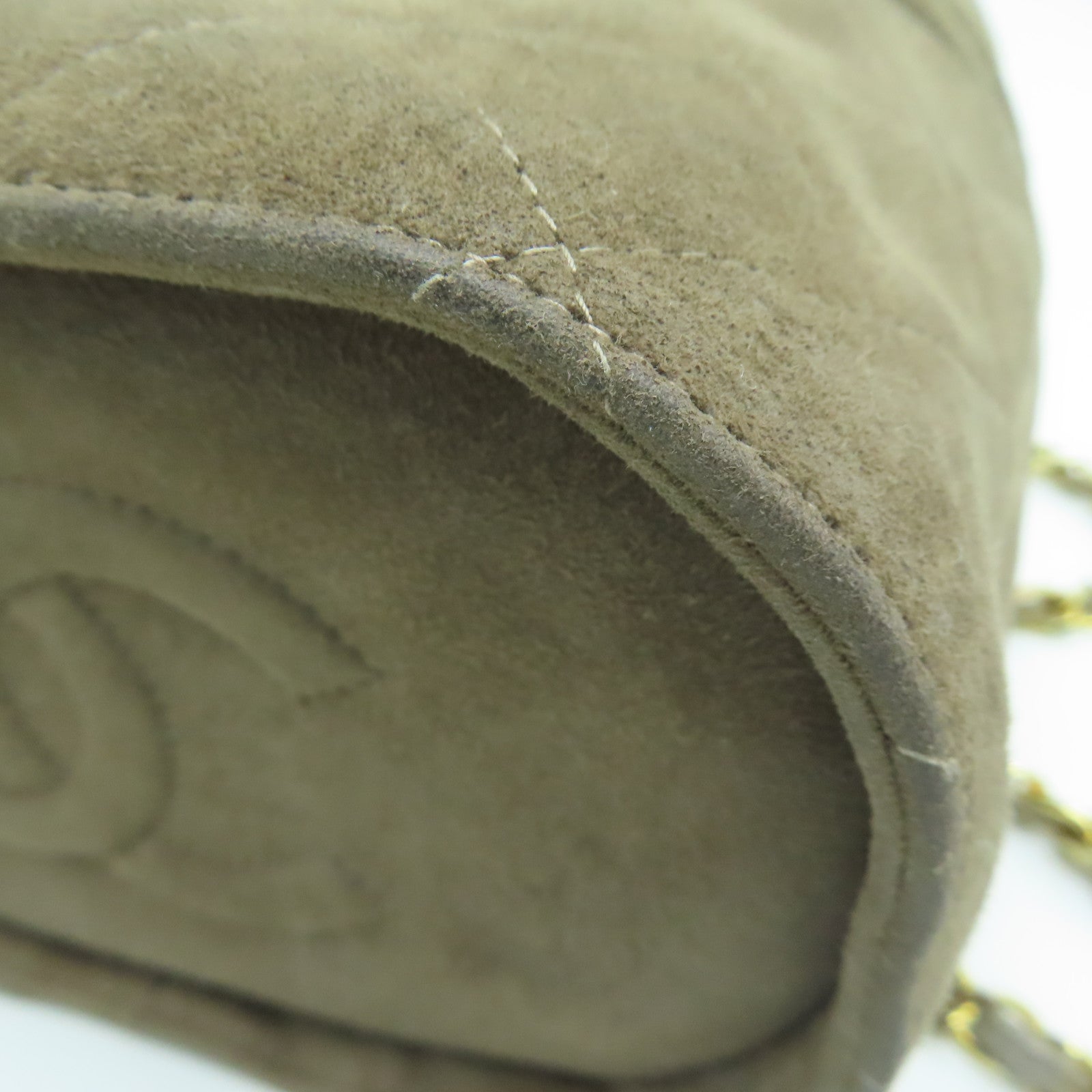 CHANEL 【清倉大減價】菱格麂皮皮革Chain Shoulder金扣肩背袋灰色