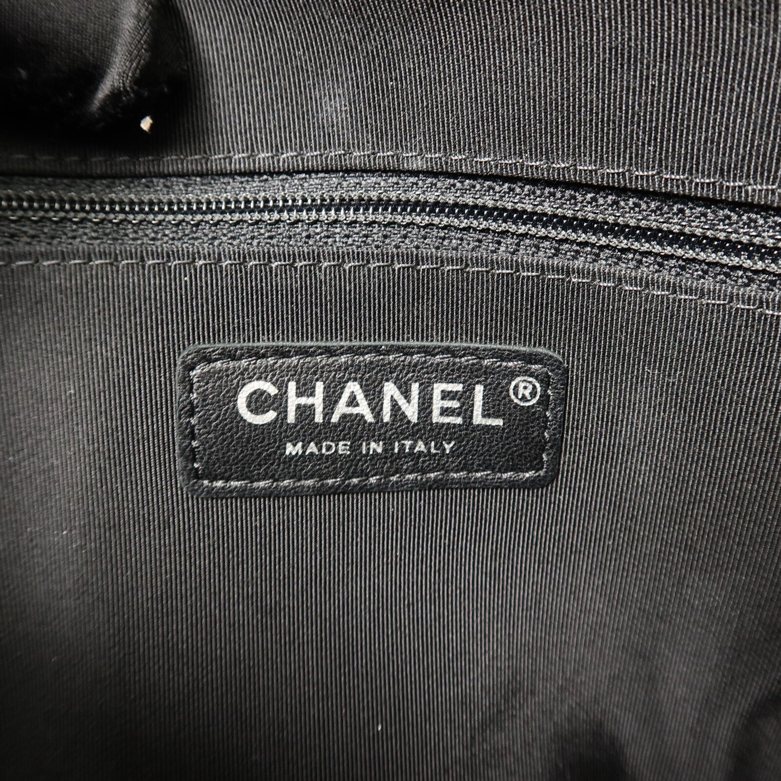 CHANEL 羊皮皮革Girl Jacket Chain Shoulder鏈帶肩背袋