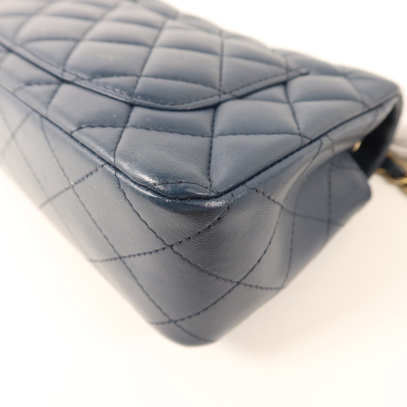 CHANEL 羊皮皮革Mini Classic 20金扣鏈帶肩背袋