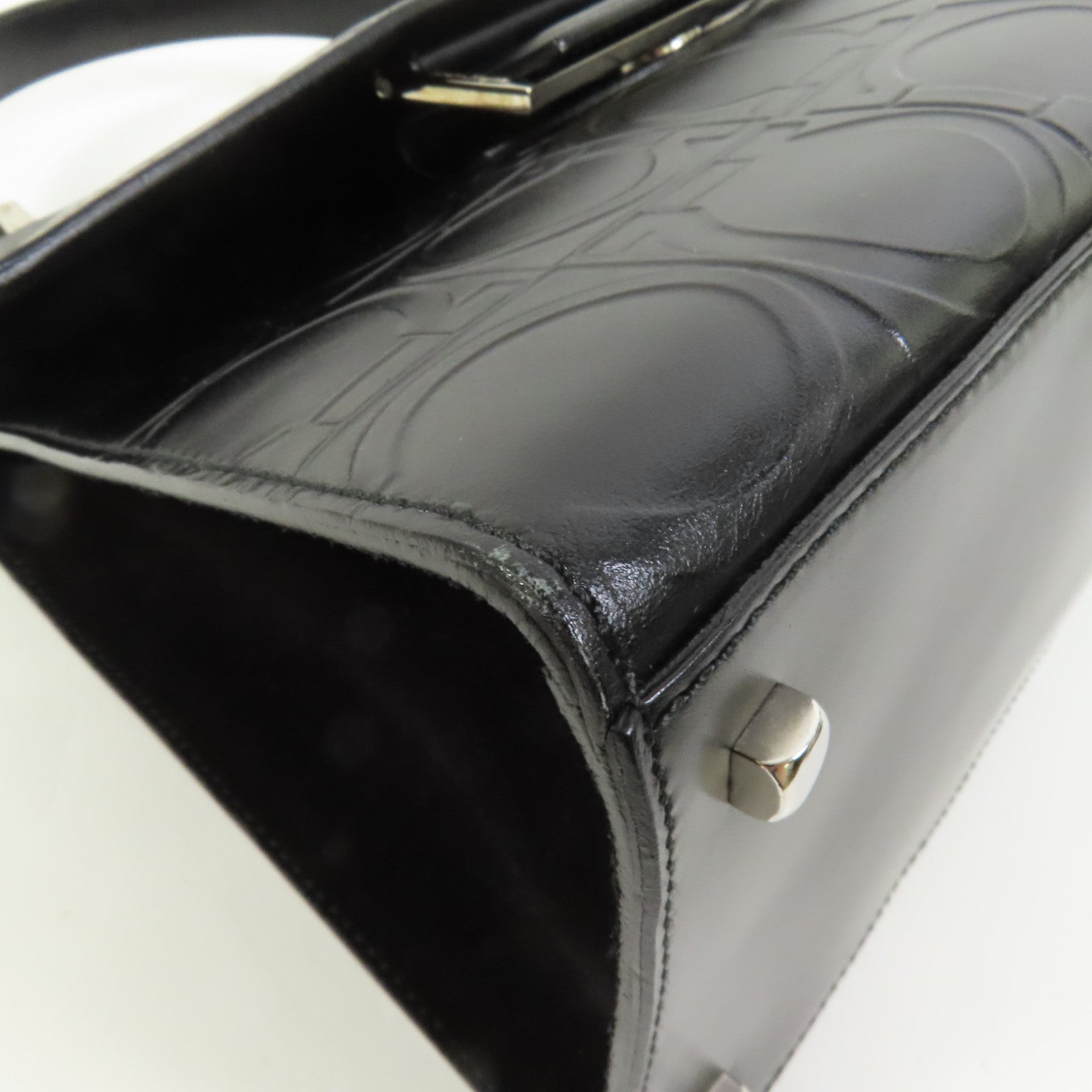 Salvatore Ferragamo 牛皮皮革Gancini Hand Bag銀扣手挽袋