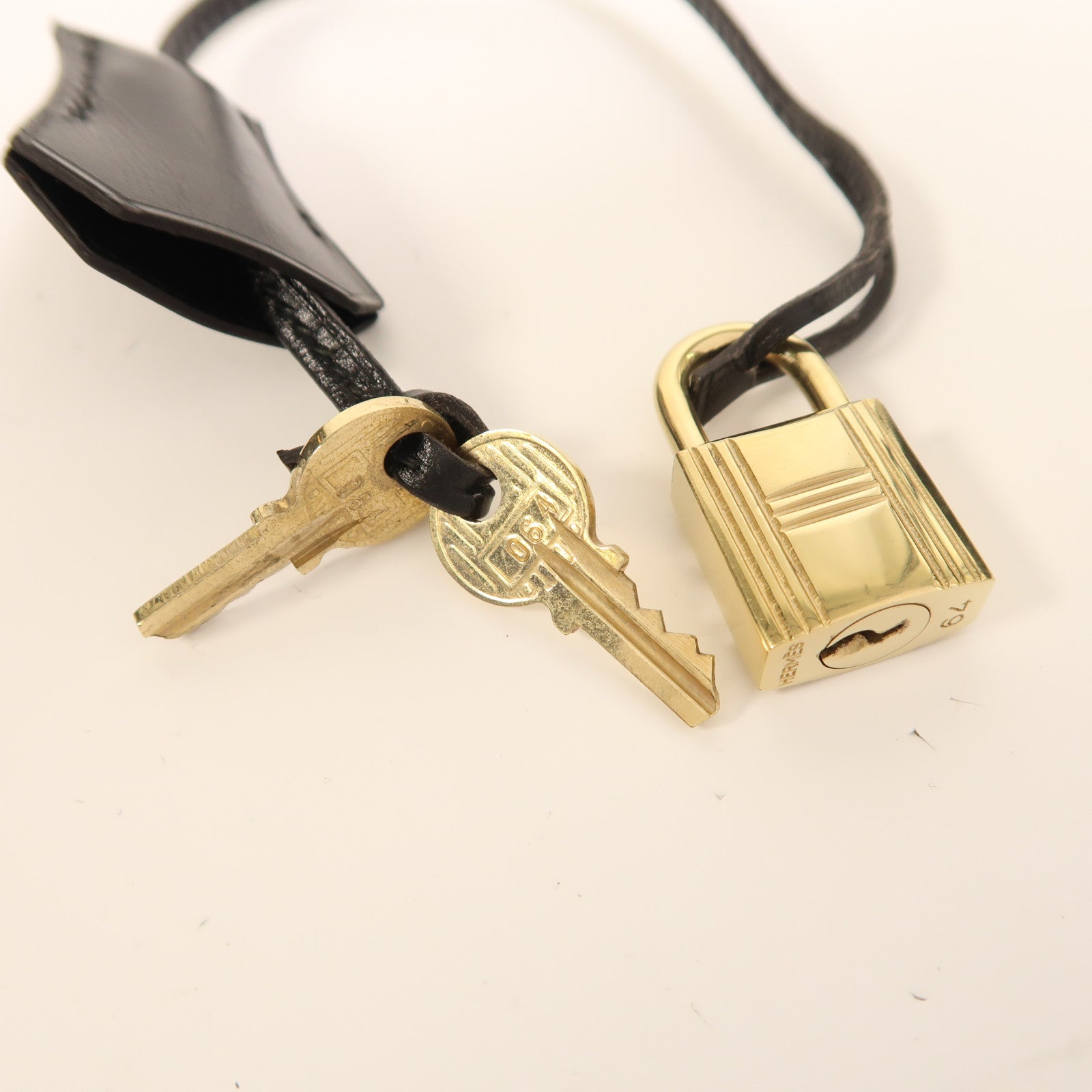 HERMES Box Calf皮革Kelly 28金扣手挽肩背兩用袋