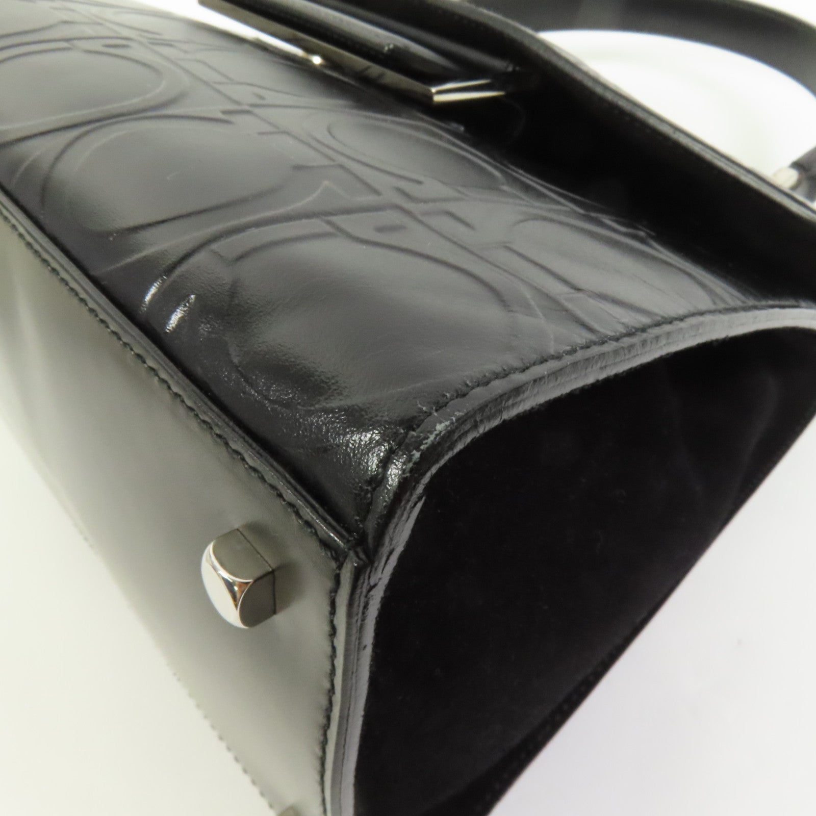 Salvatore Ferragamo 牛皮皮革Gancini Hand Bag銀扣手挽袋
