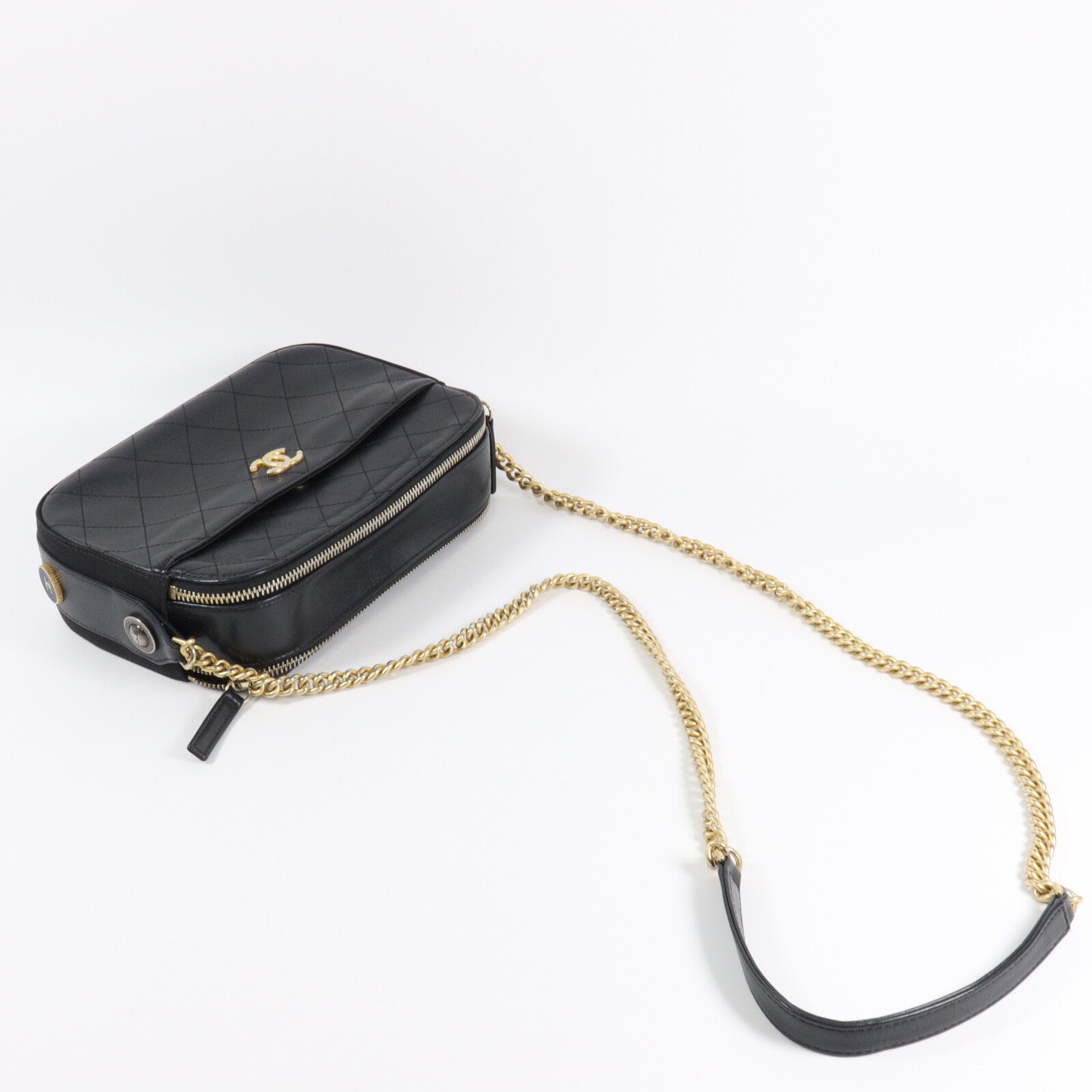 CHANEL 牛皮皮革ButtonUp Camera Bag鏈帶肩背袋