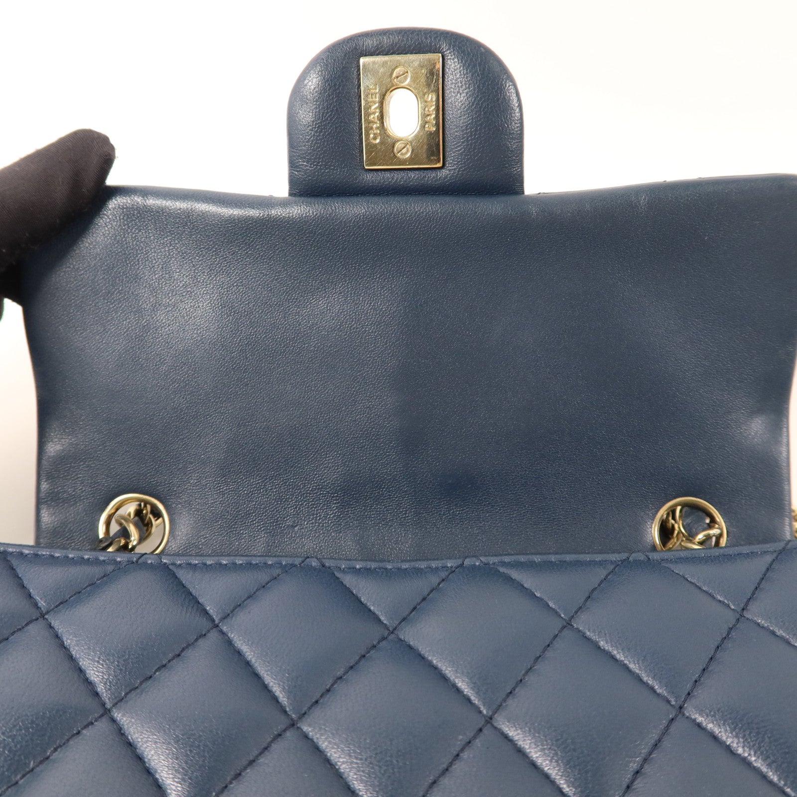 CHANEL 羊皮皮革Mini Classic 20金扣鏈帶肩背袋