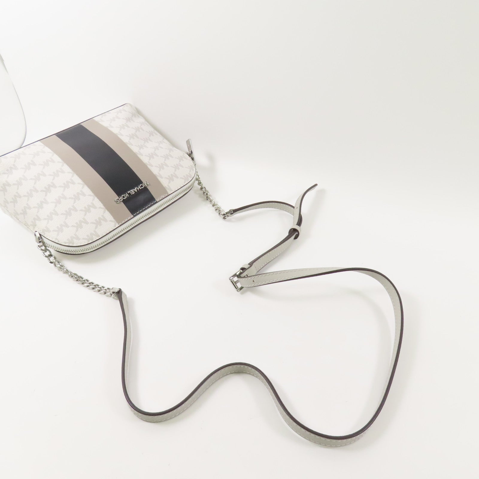 Michael Kors 塗層帆布Shoulder Bag銀扣肩背袋