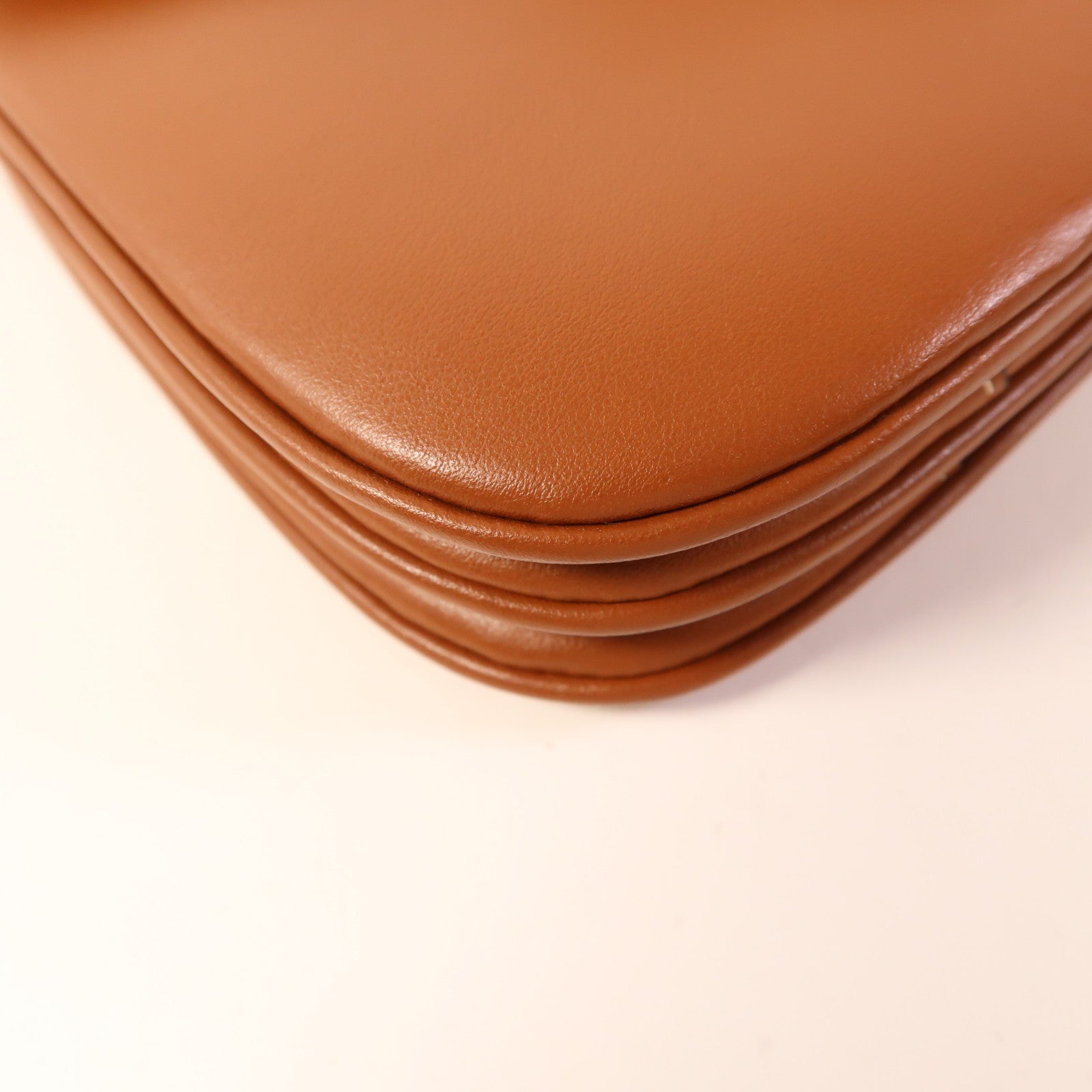 CELINE 牛皮皮革Shoulder Bag金扣肩背袋