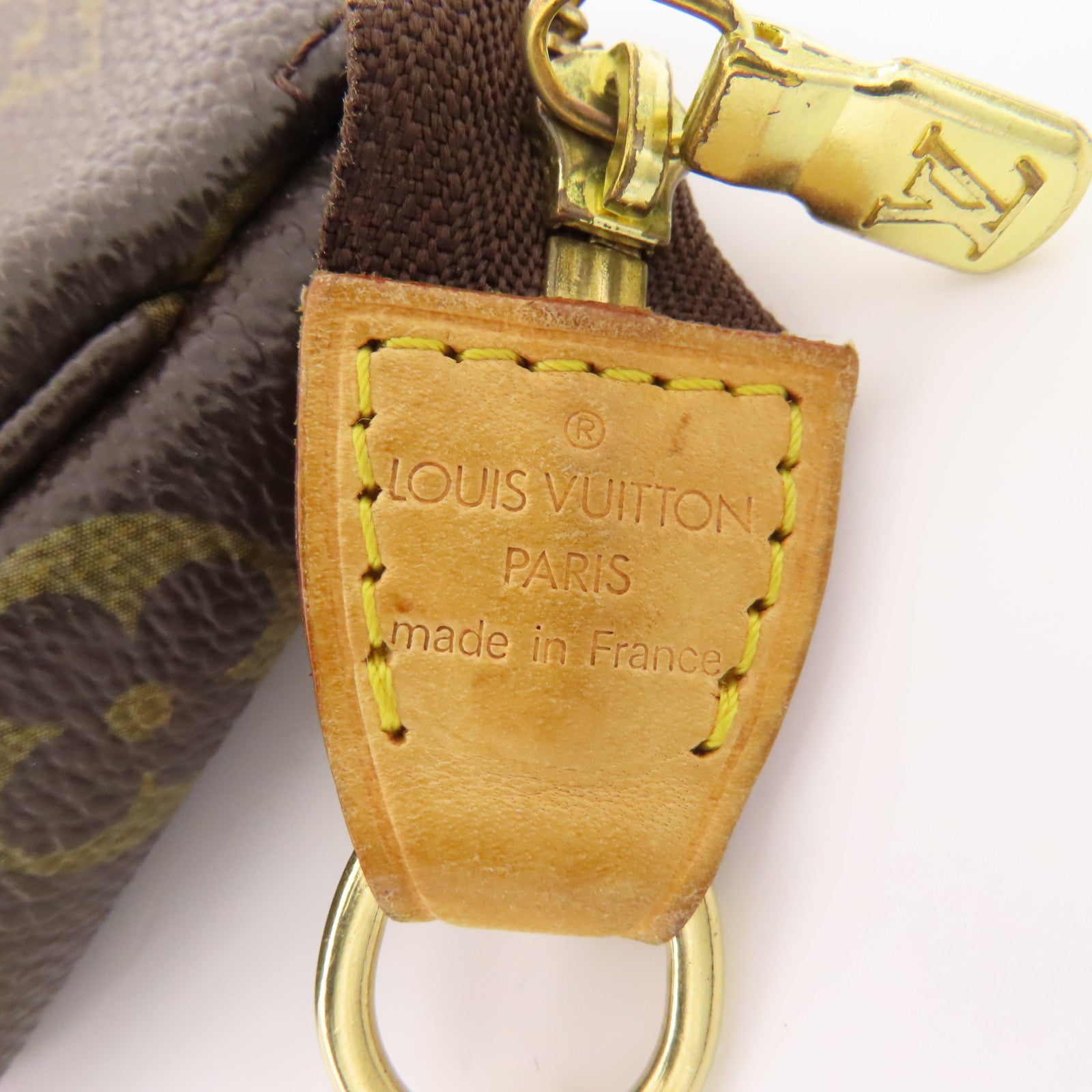LOUIS VUITTON Monogram Mini Pochette Accessoires金扣手挽袋棕色