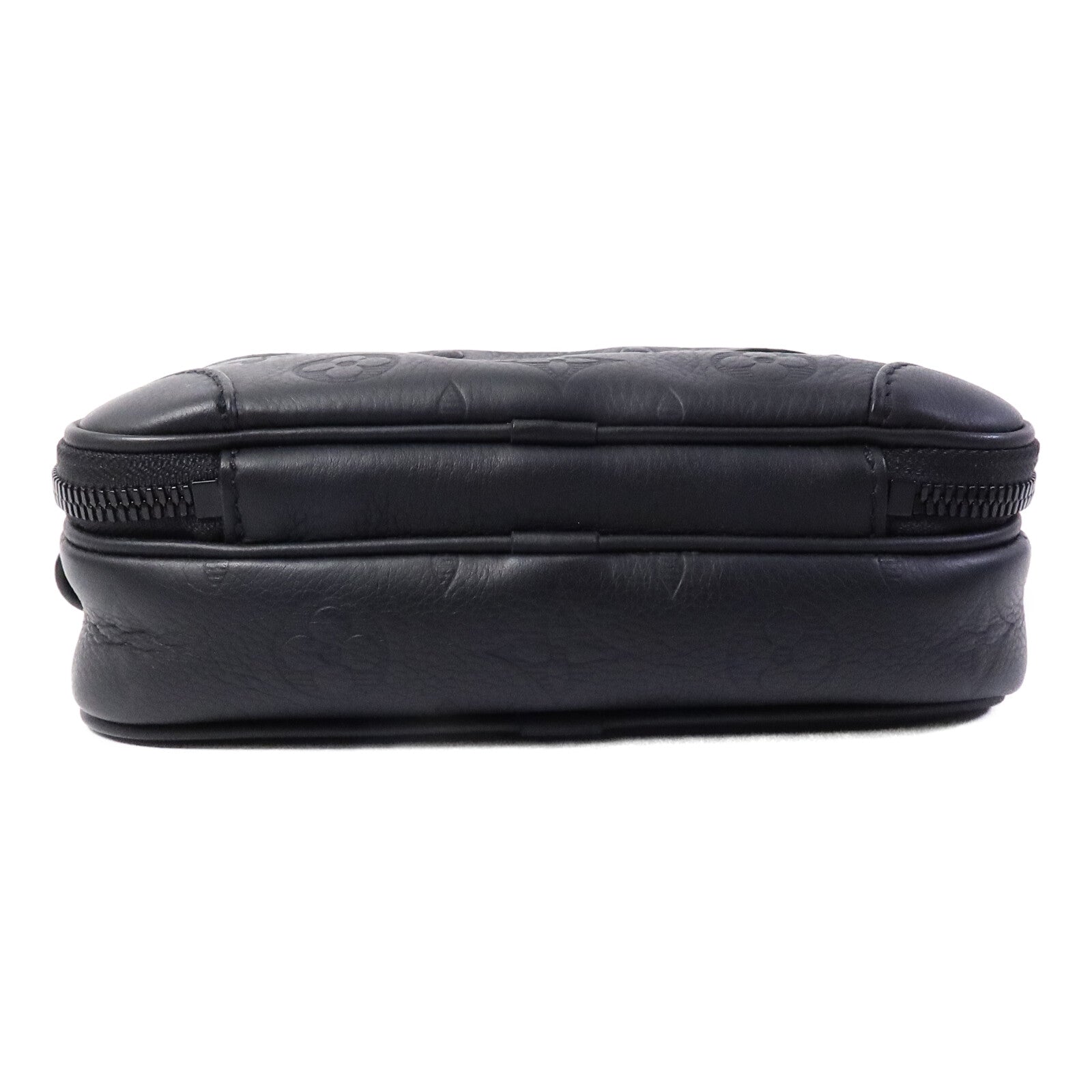 LOUIS VUITTON Monogram Shadow Alpha Wearable Wallet肩背袋