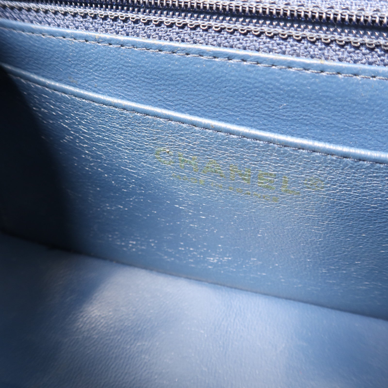 CHANEL 羊皮皮革Mini Classic 20金扣鏈帶肩背袋