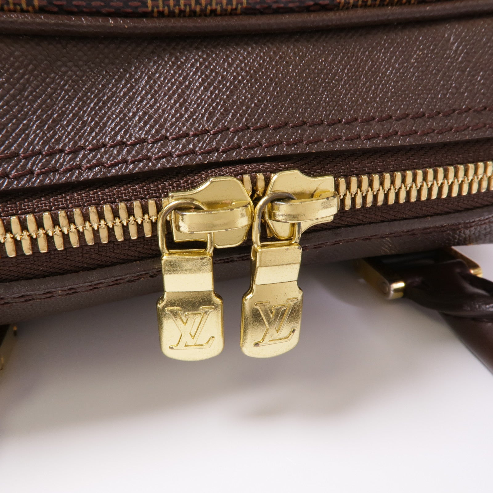 LOUIS VUITTON Damier Brera金扣手挽袋