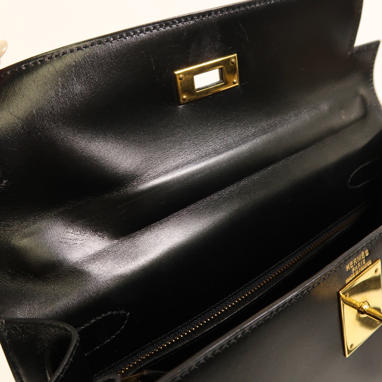 HERMES Box Calf皮革Kelly 28金扣手挽肩背兩用袋