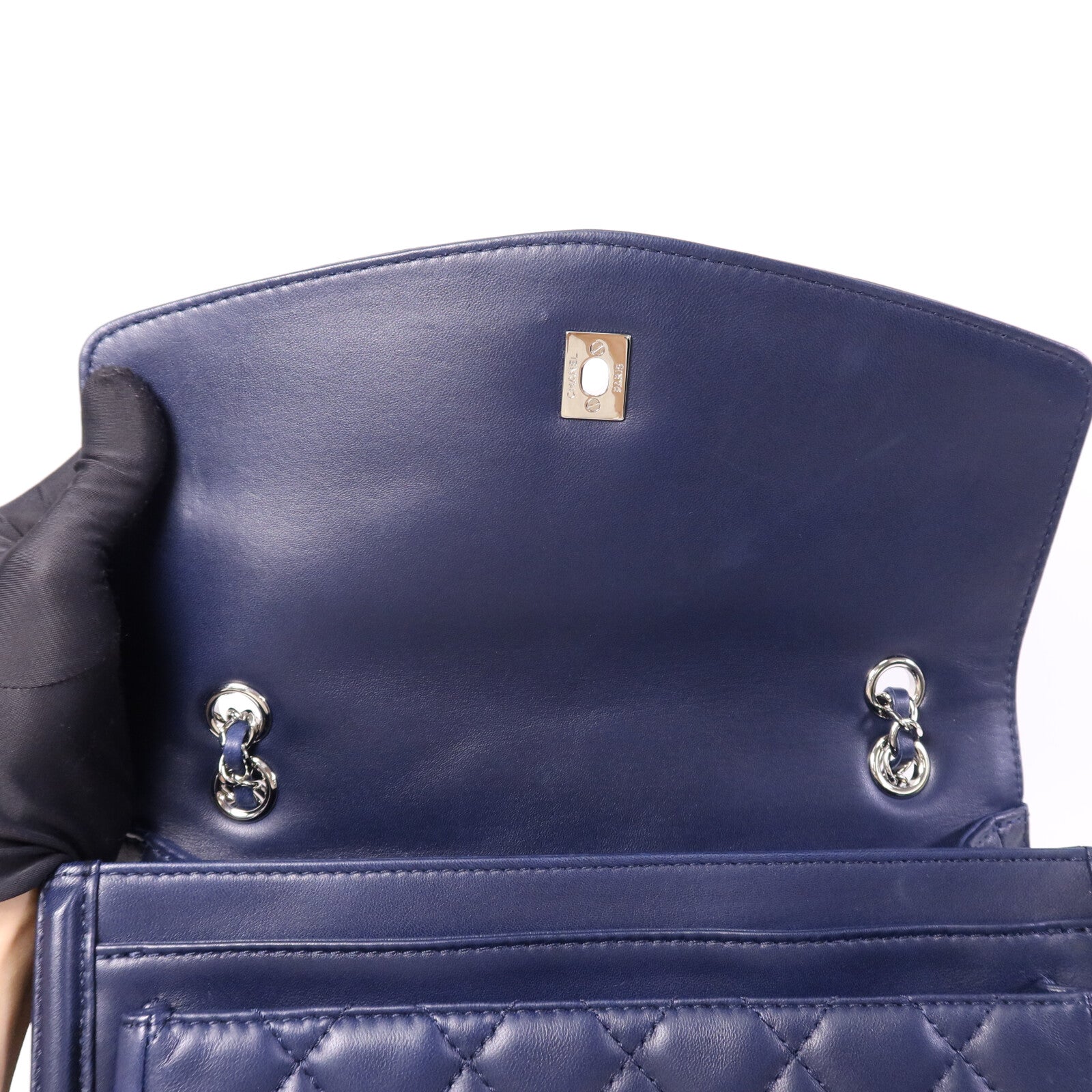 CHANEL 羊皮皮革Chain Shoulder Bag銀扣鏈帶肩背袋