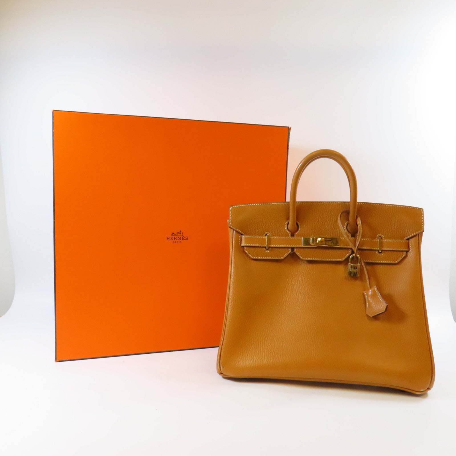 HERMES Ardennes皮革Haut a Courroies 32金扣手挽袋Caramel/啡色