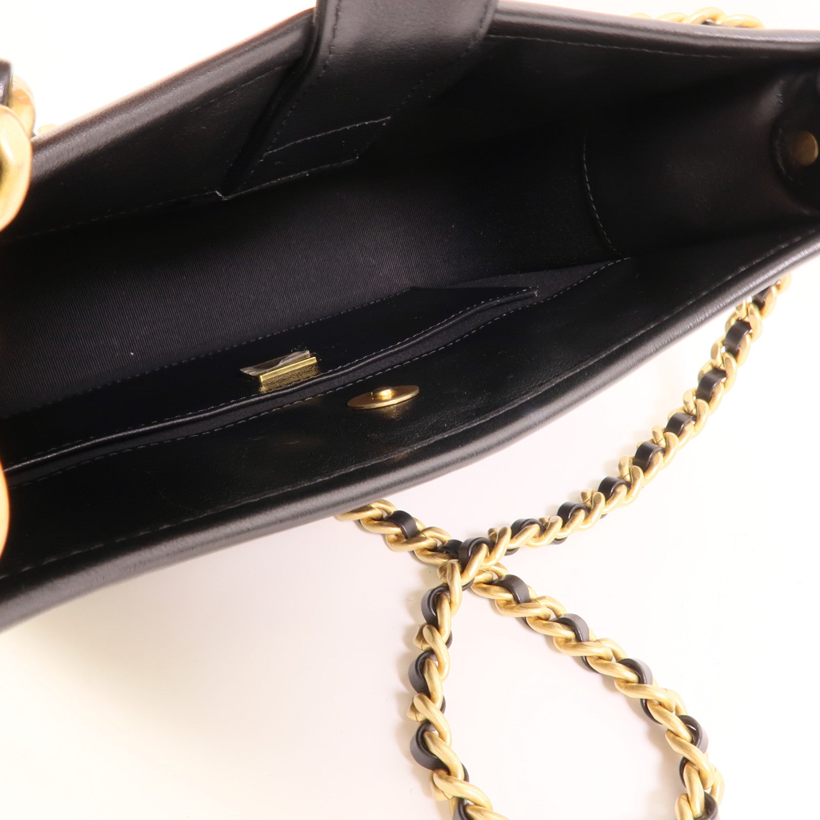 CHANEL 牛皮皮革Hobo鏈帶肩背袋