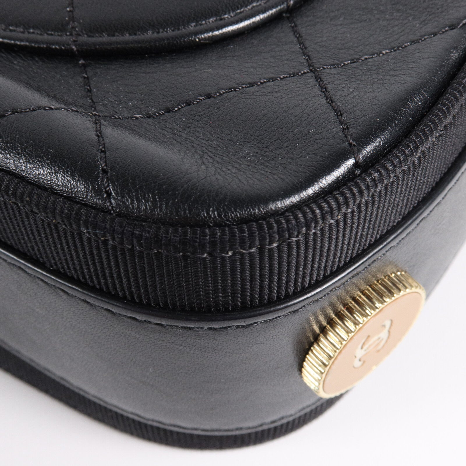 CHANEL 牛皮皮革ButtonUp Camera Bag鏈帶肩背袋