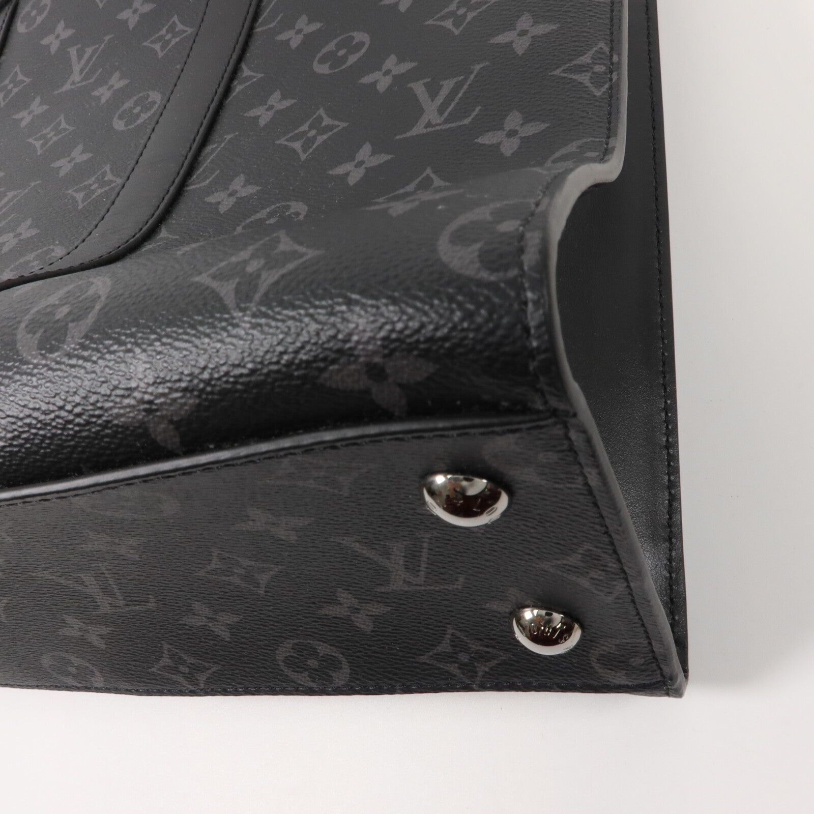LOUIS VUITTON Monogram Eclipse Sac Plat 24H手挽肩背兩用袋