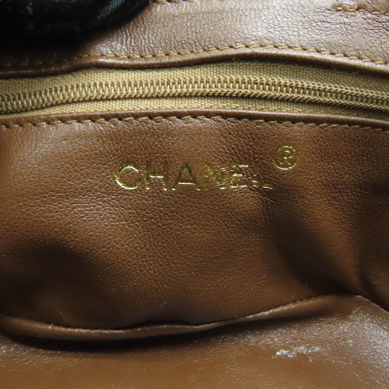 CHANEL 【清倉大減價】菱格麂皮皮革Chain Shoulder金扣肩背袋灰色
