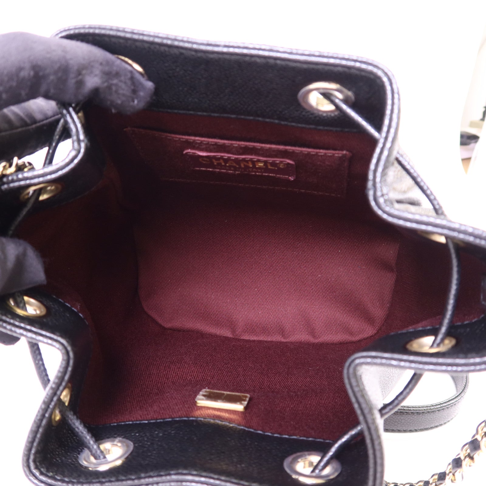 CHANEL 牛皮皮革Affinity Bucket Bag金扣鏈帶肩背袋