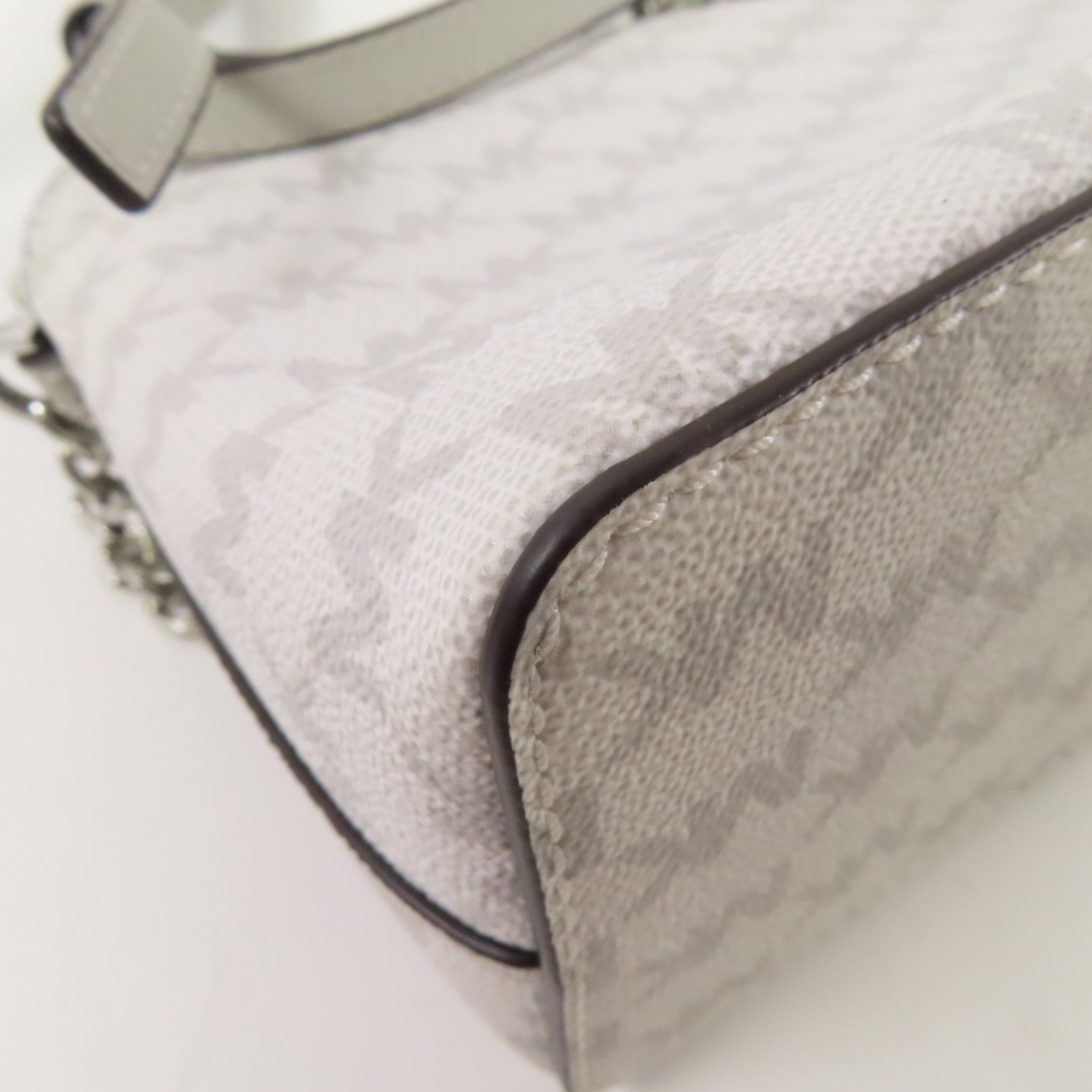 Michael Kors SHW Chain Shoulder Bag 38TOCIJC3V PVC Coated Canvas White