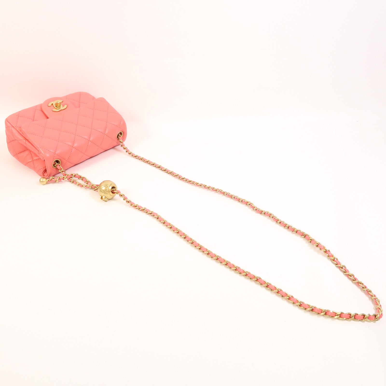 CHANEL 羊皮皮革Mini Classic 17金扣鏈帶肩背袋