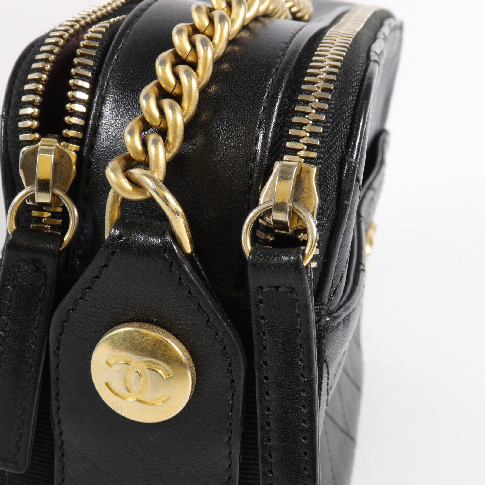 CHANEL 牛皮皮革ButtonUp Camera Bag鏈帶肩背袋