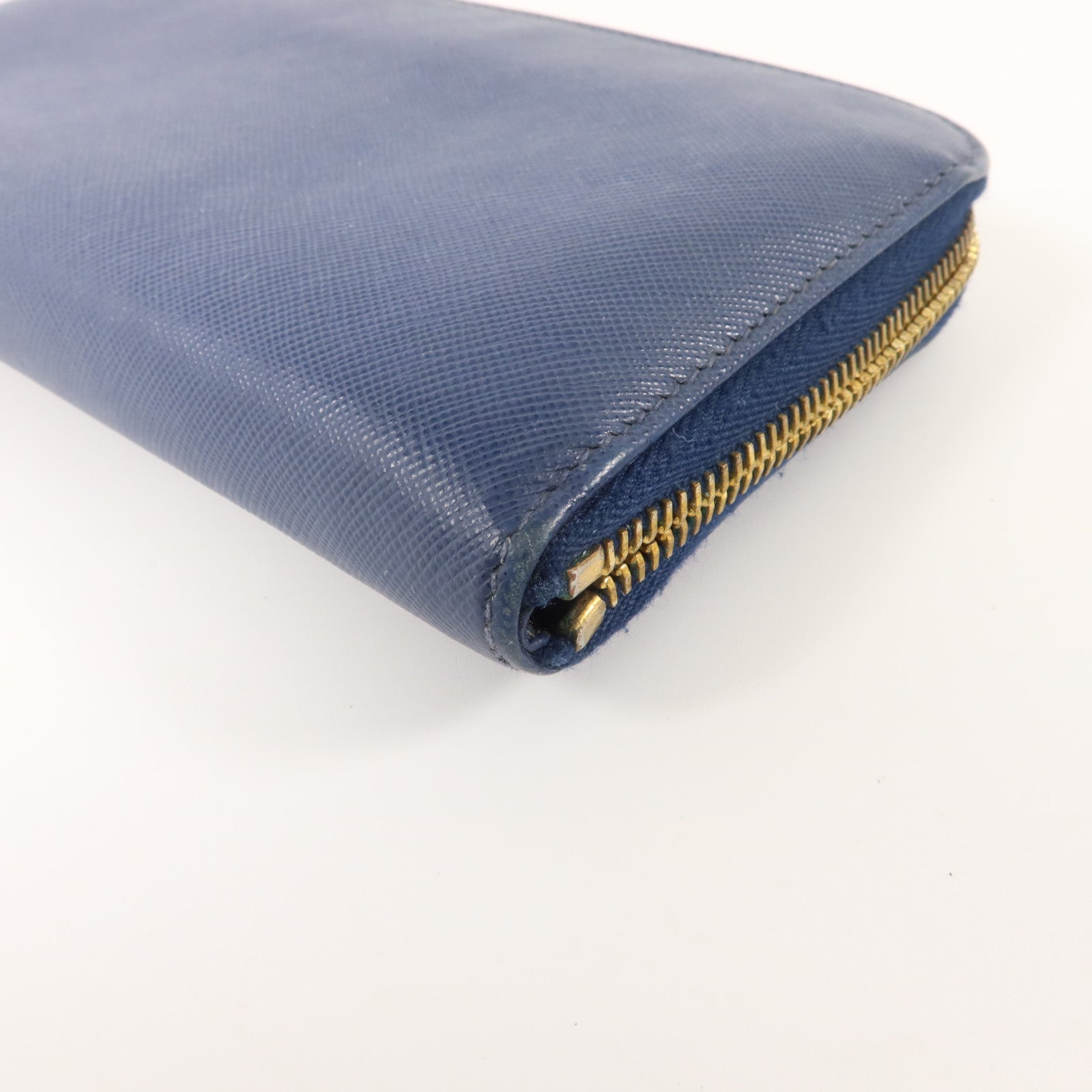 PRADA Saffiano皮革Round Zippy Long Wallet長錢包